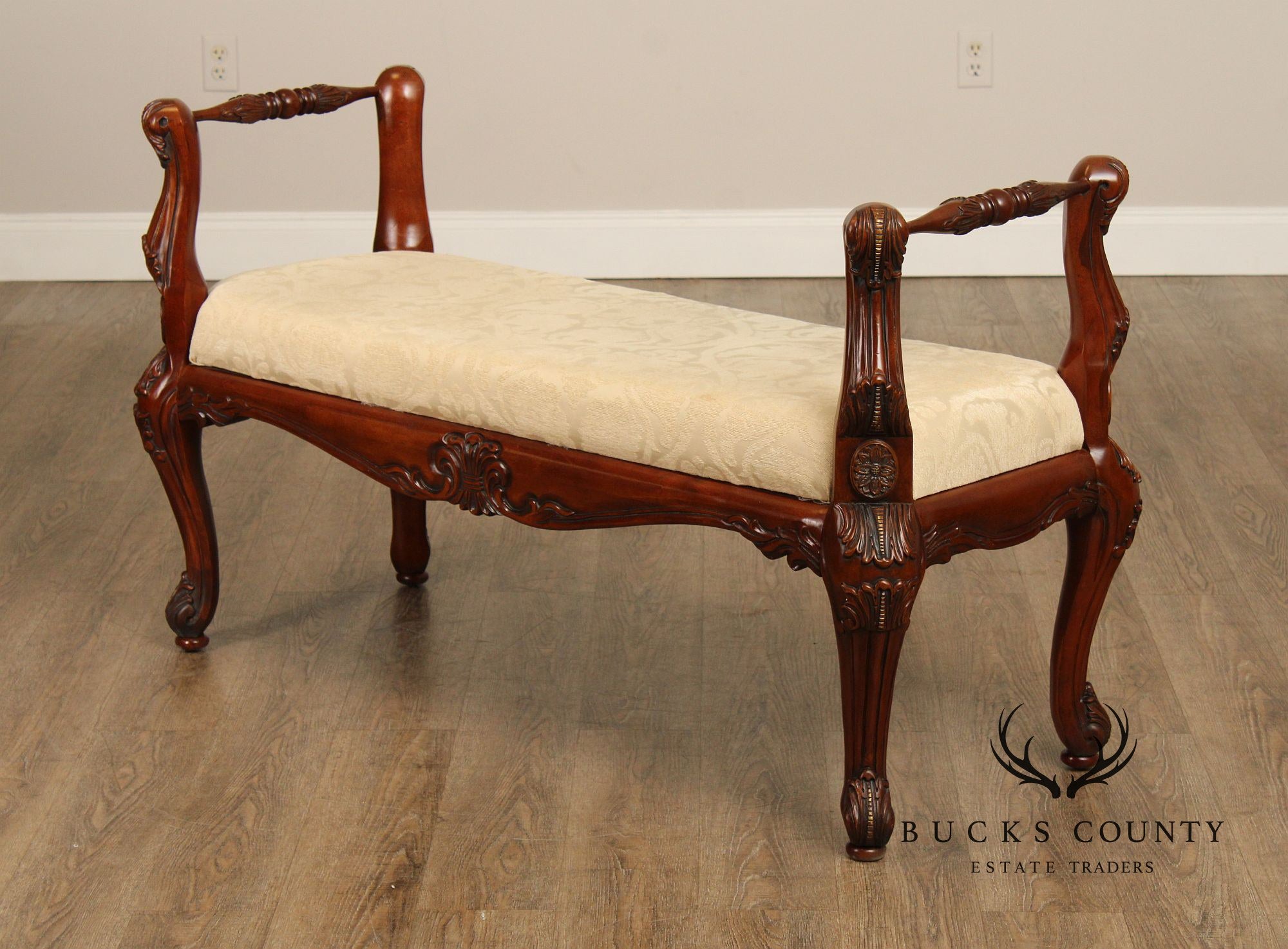 Pulaski Rococo Style Carved Window Bench