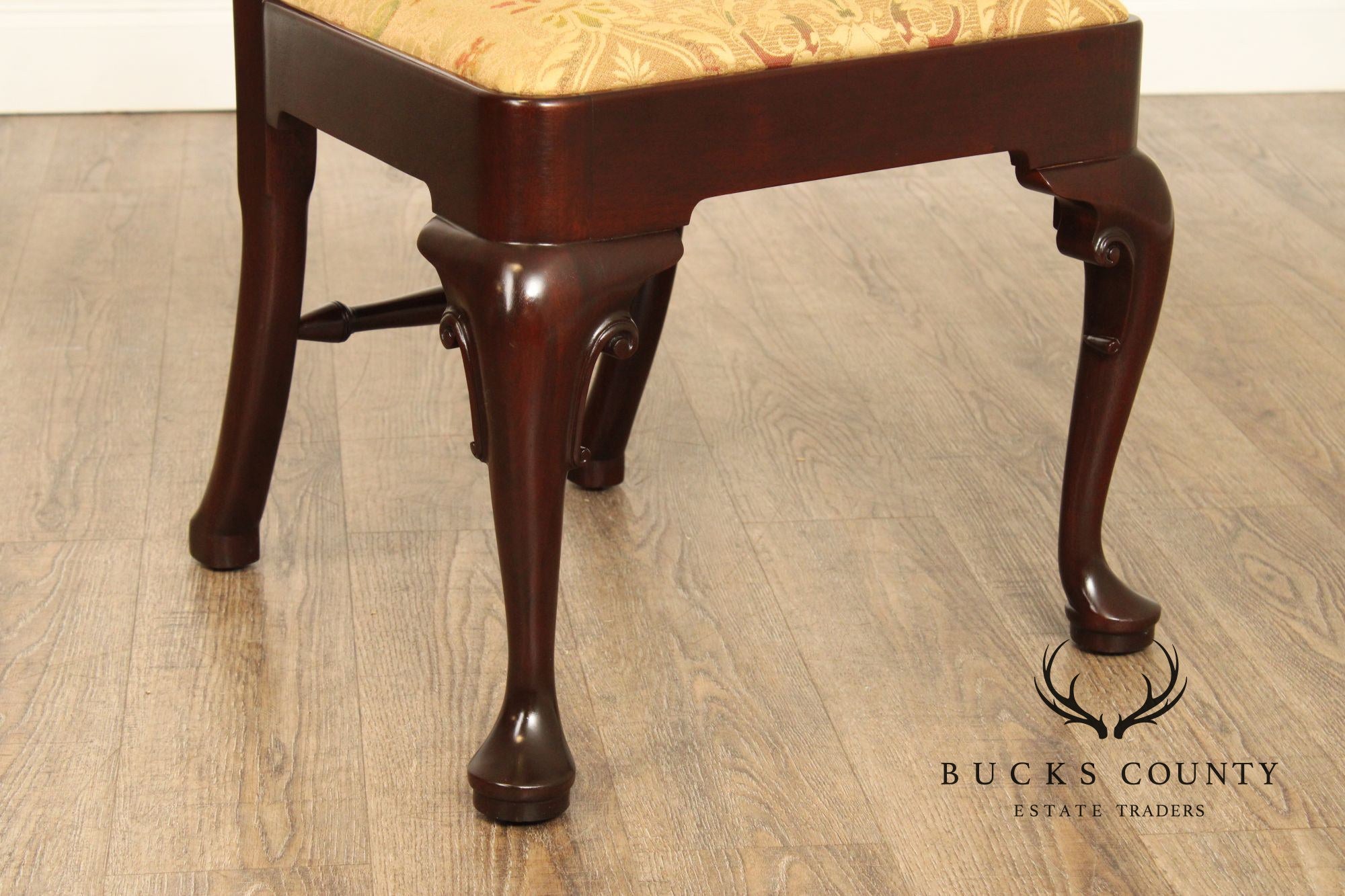 Stickley Williamsburg Reserve Set Of Six Mahogany Queen Anne Side Dining Chairs