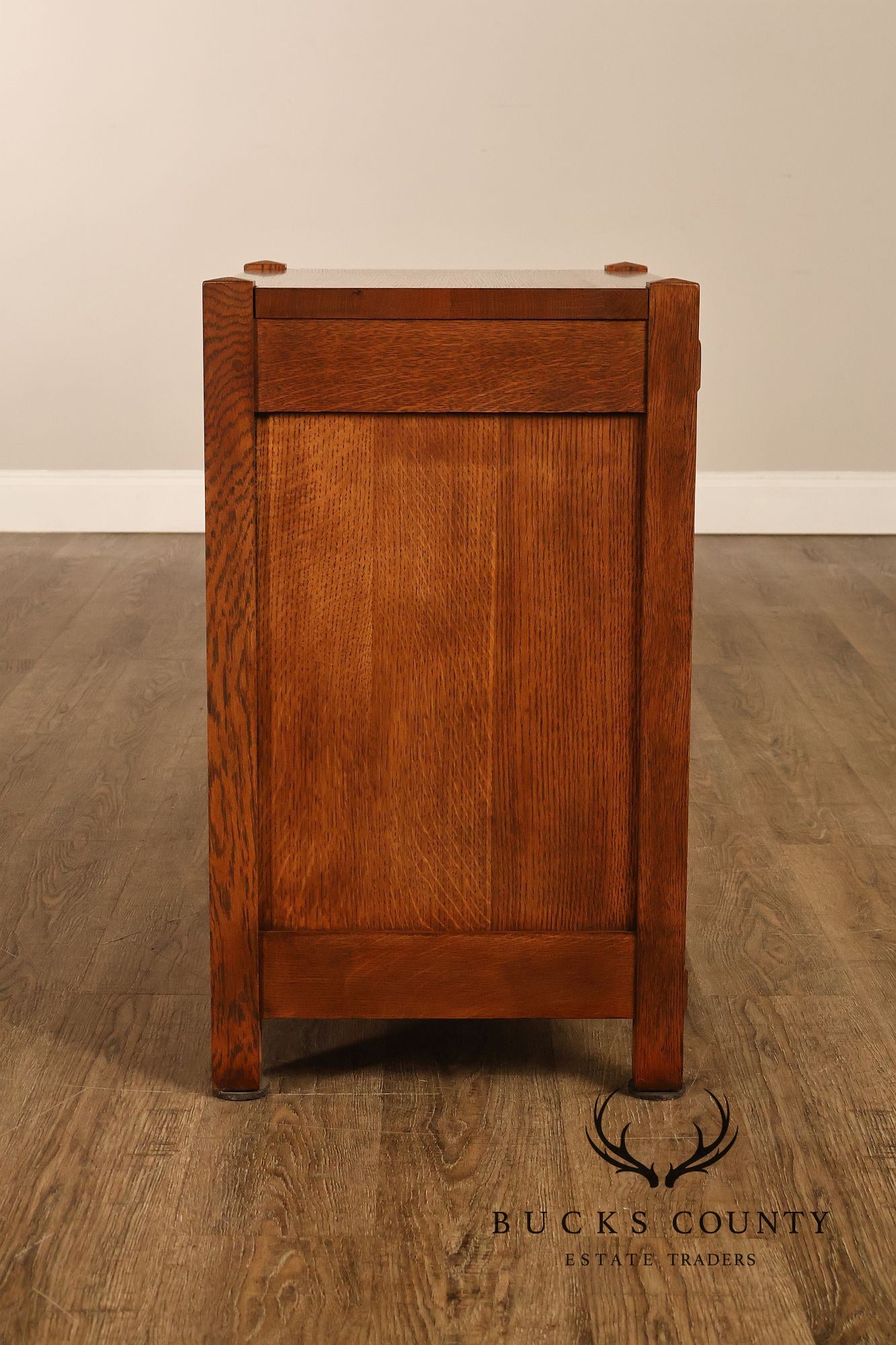 Stickley Mission Collection Pair Of Oak Chest Nightstands