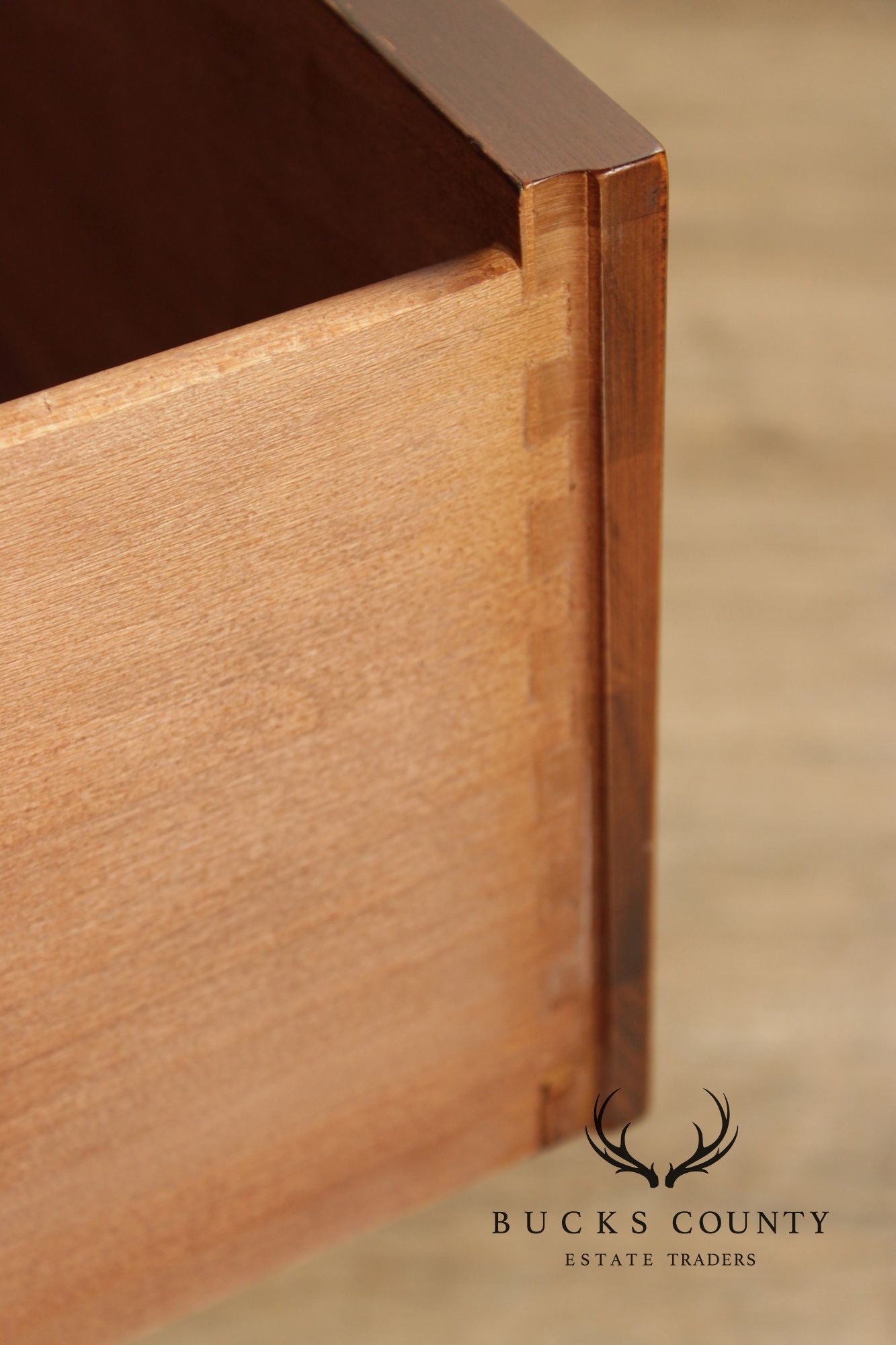 Henredon Chinoiserie Style Mahogany Nightstands