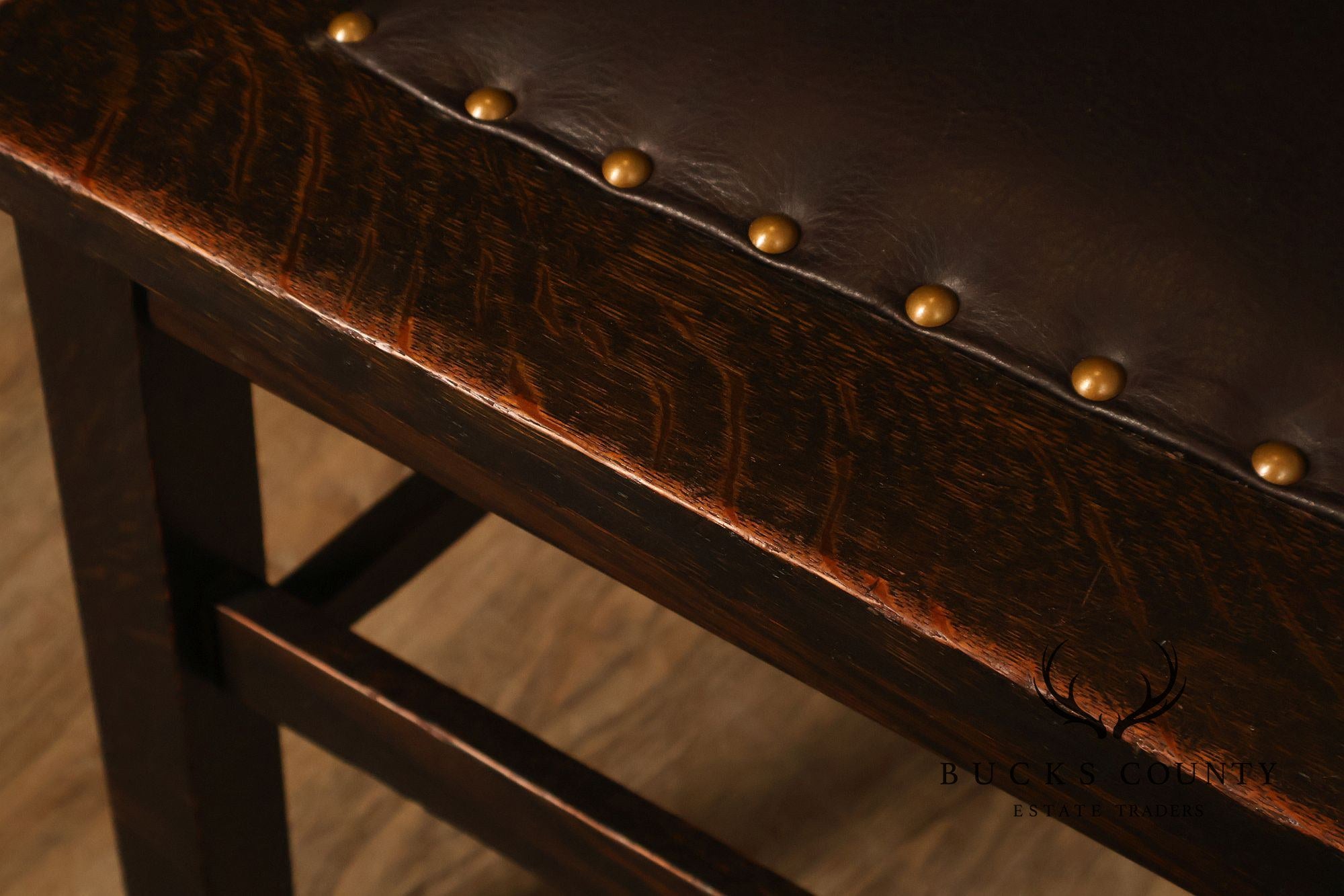 Mission Style Antique Oak Rabbit Ear Side Chair With Leather Seat