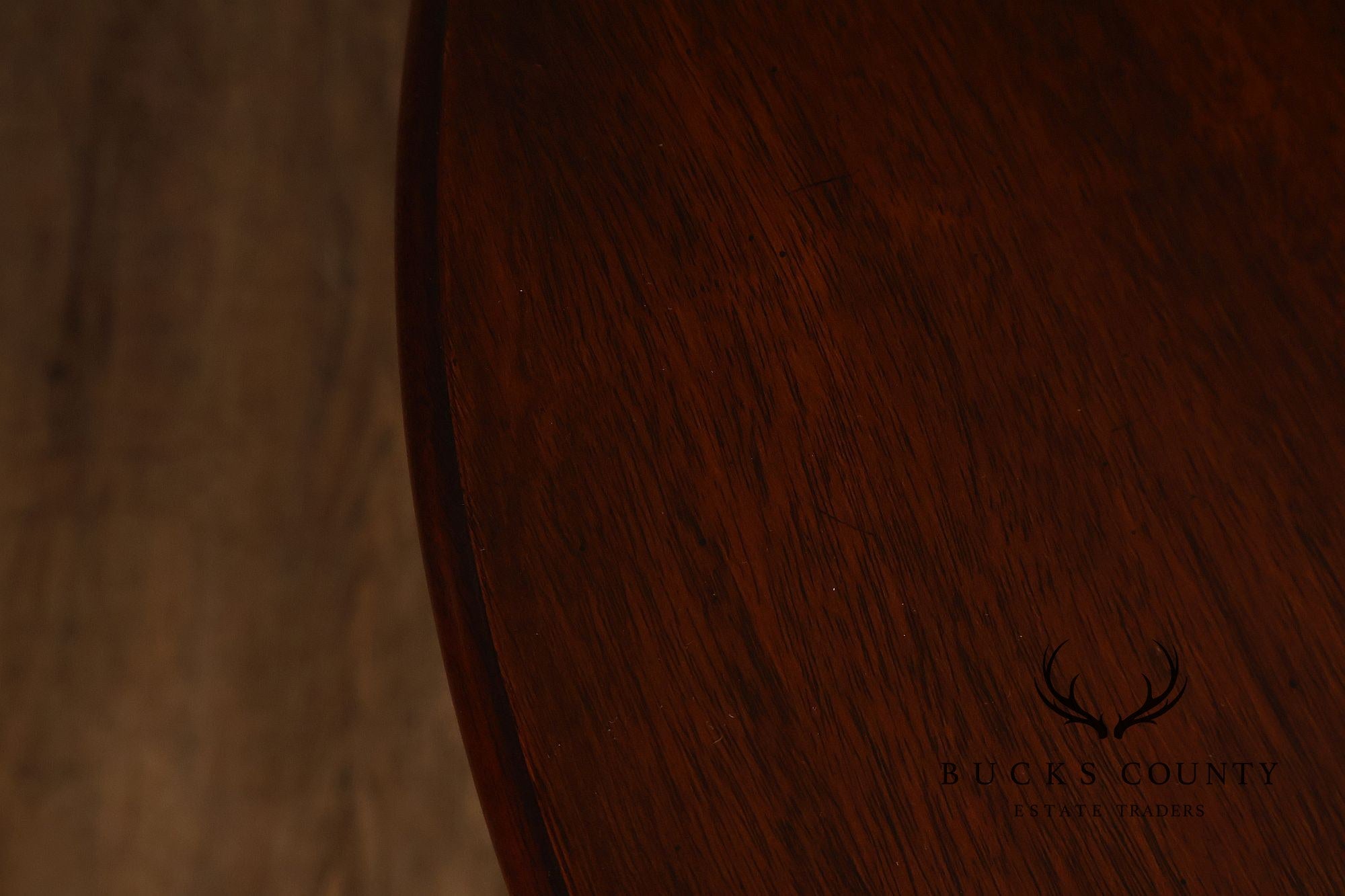 Henkel-Harris Hepplewhite Style Pair Of Mahogany Pembroke Drop Leaf Side Tables