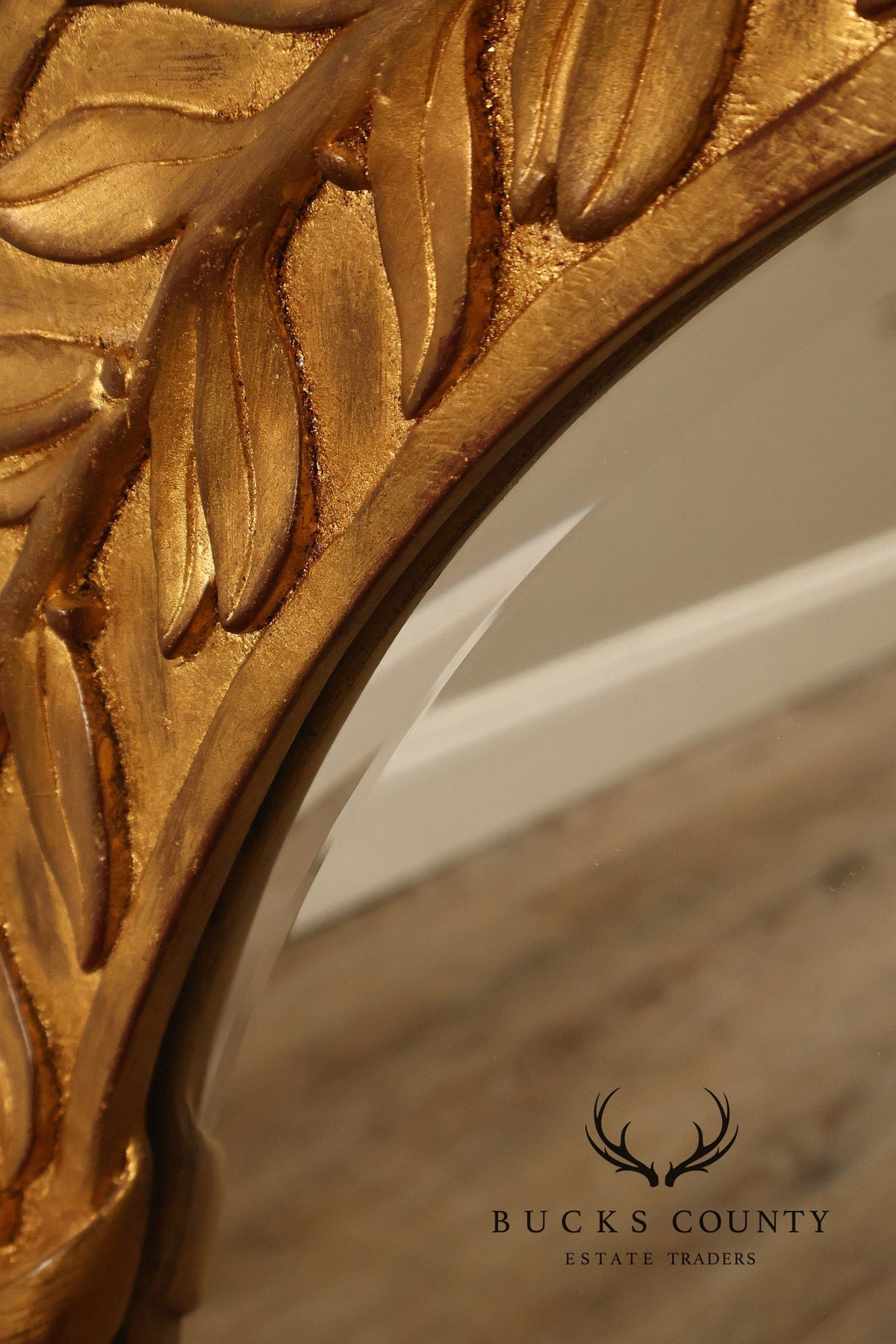 Neoclassical Style Round Giltwood Wall Mirror