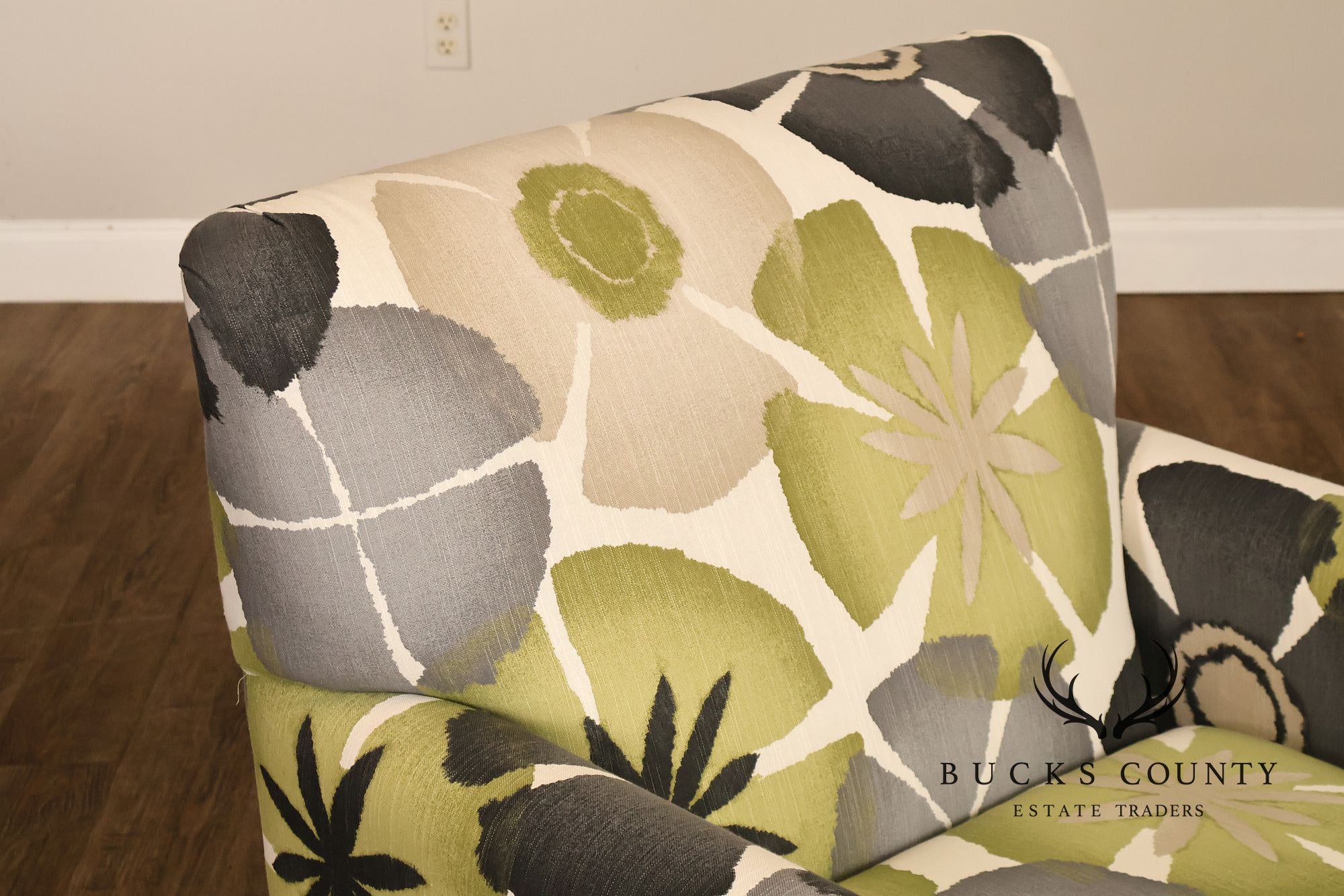 Fusion Furniture 'Daine' Accent Armchair