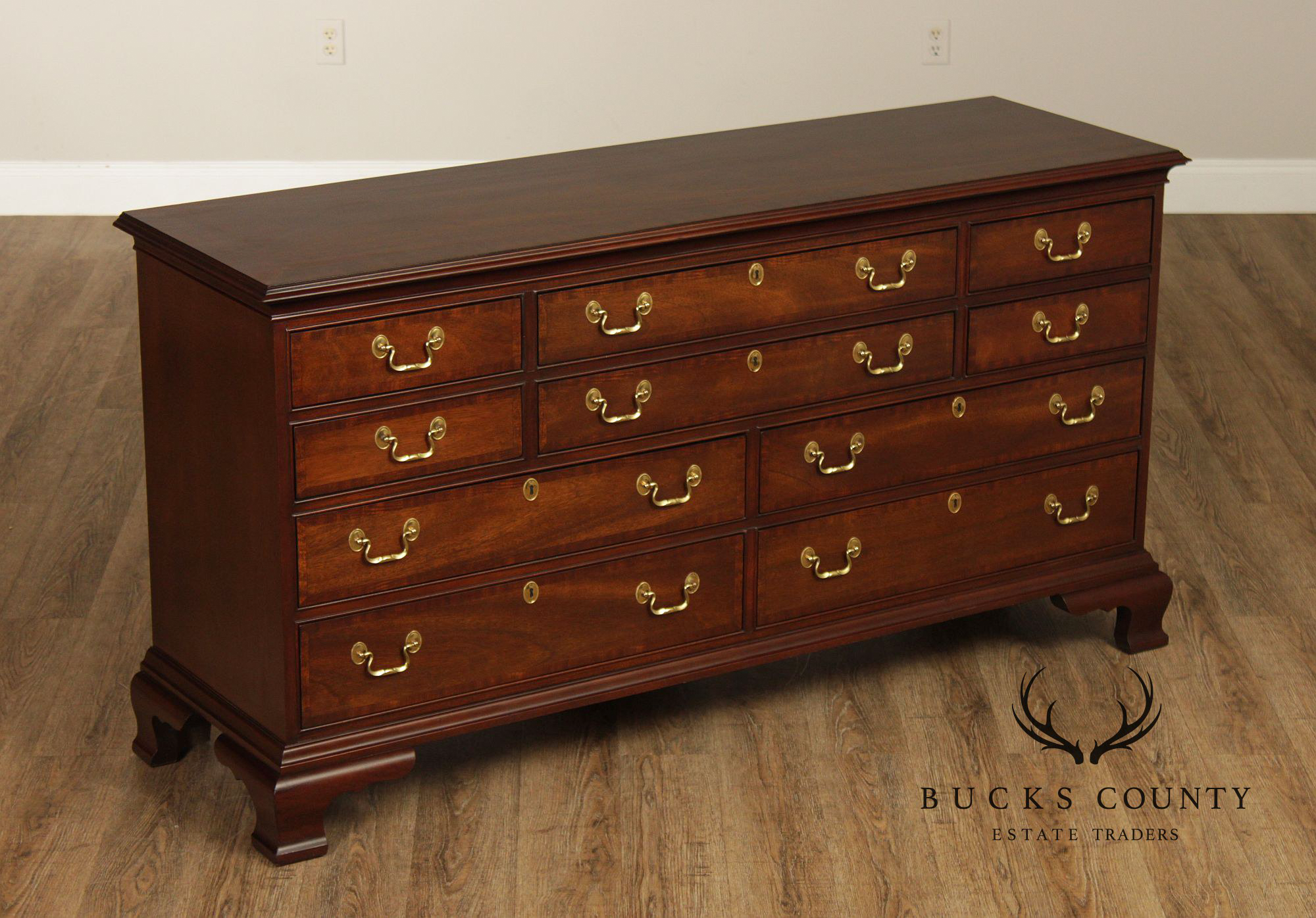 Councill Craftsmen Chippendale Style Mahogany Long Dresser