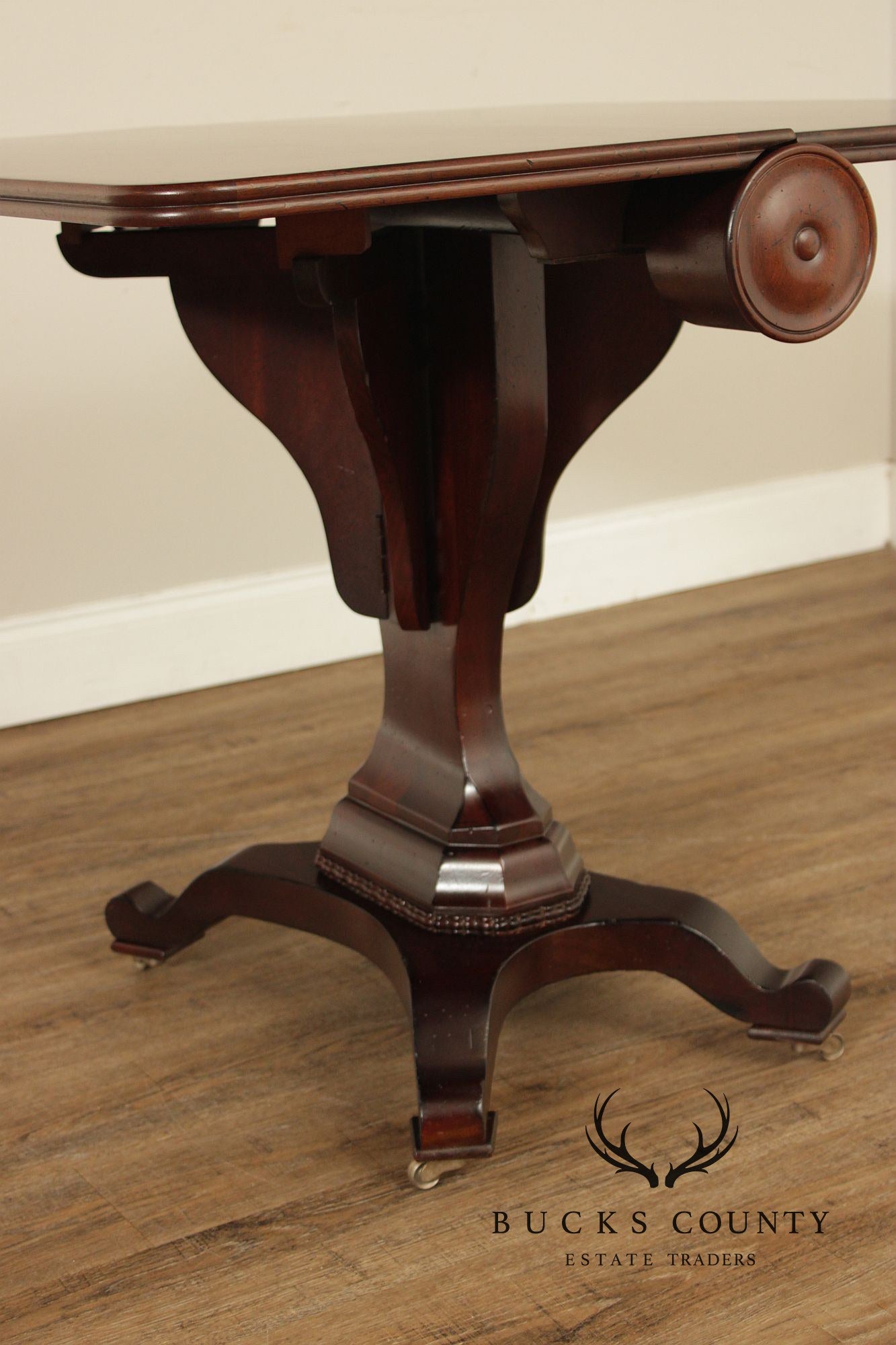 Century Oscar De La Renta Designed Mahogany Drop Leaf Table