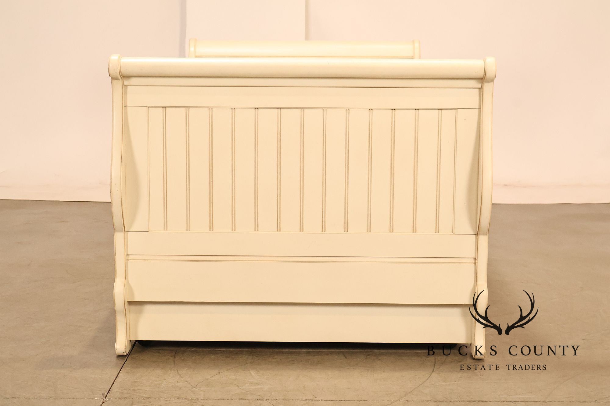 Ethan Allen Painted Beadboard Trundle Daybed