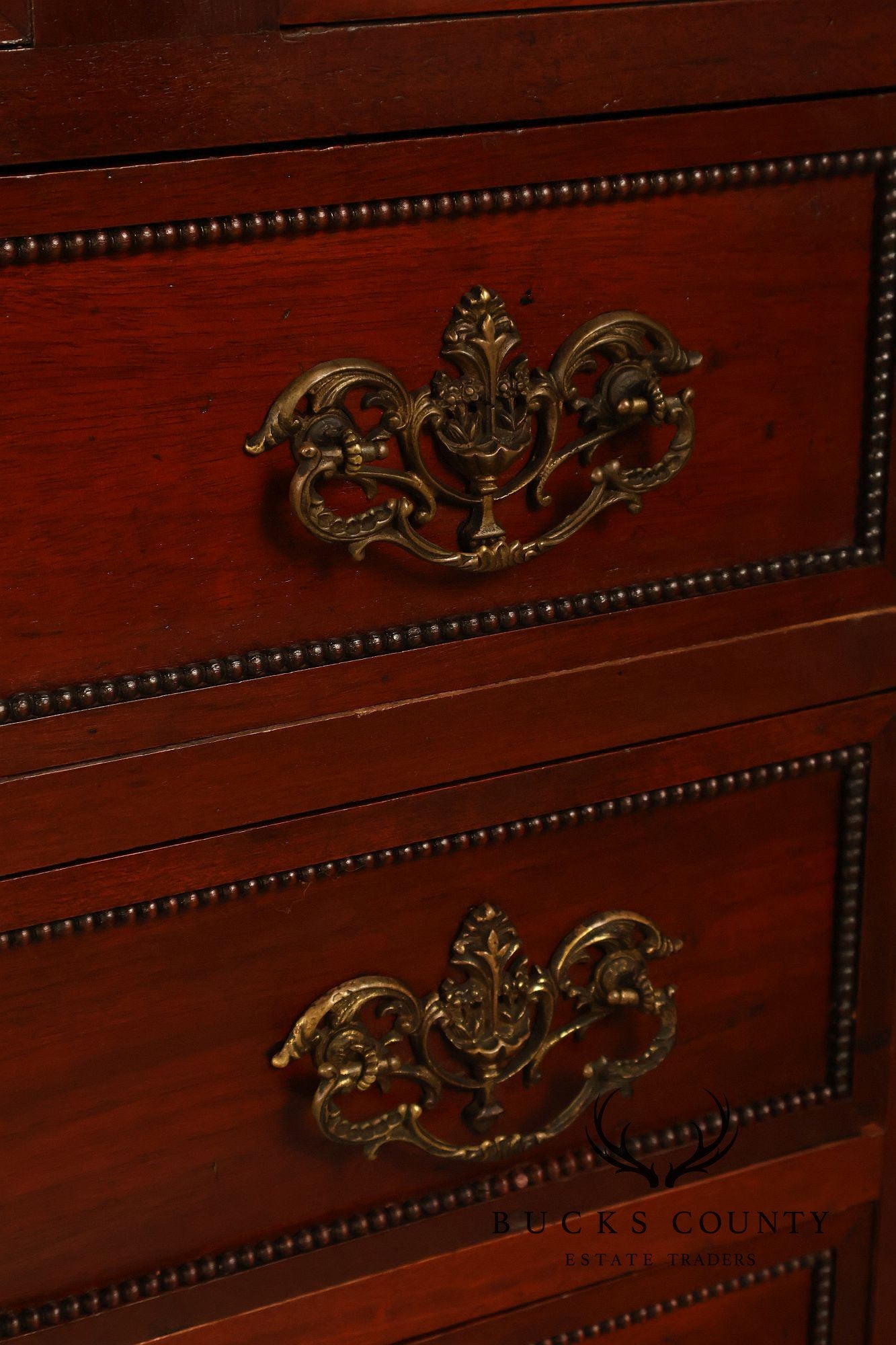 Antique Victorian Mahogany Chest Of Drawers With Brass Lion Paw Feet