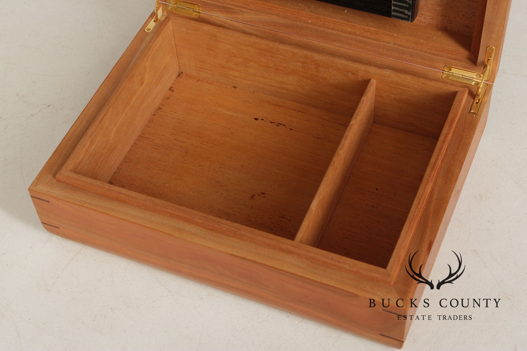 Studio Mixed Wood Desktop Cigar Humidor