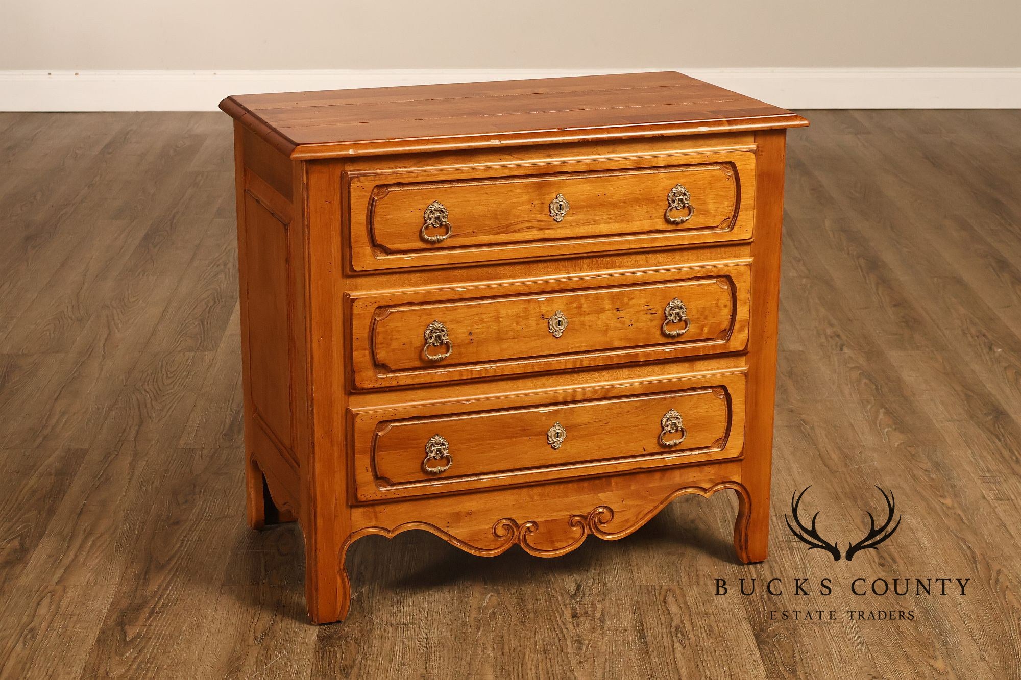 Ethan Allen 'Legacy' French Country Style Pair of Nightstands