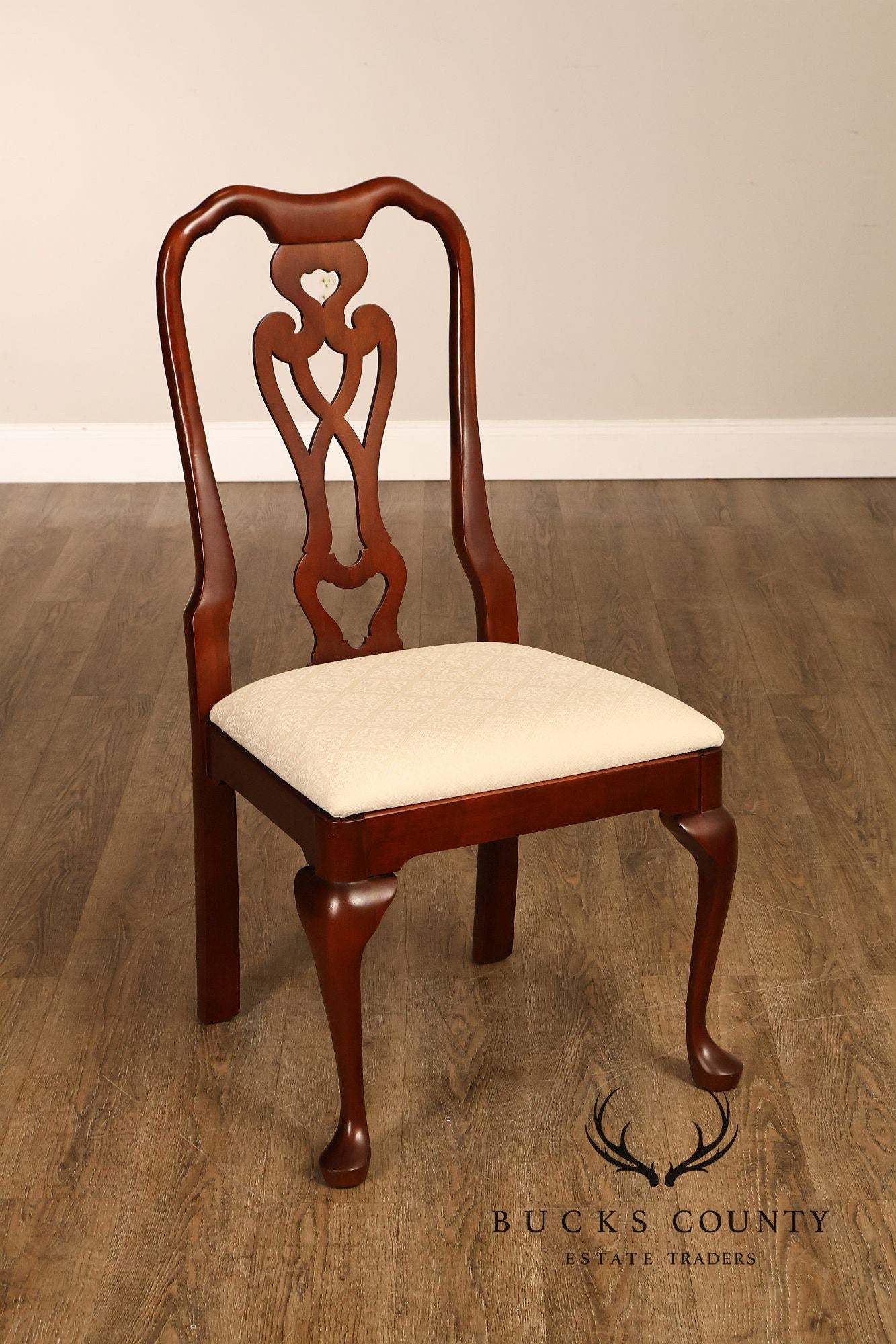 Pennsylvania House Set Of Eight Cherry Queen Anne Dining Chairs