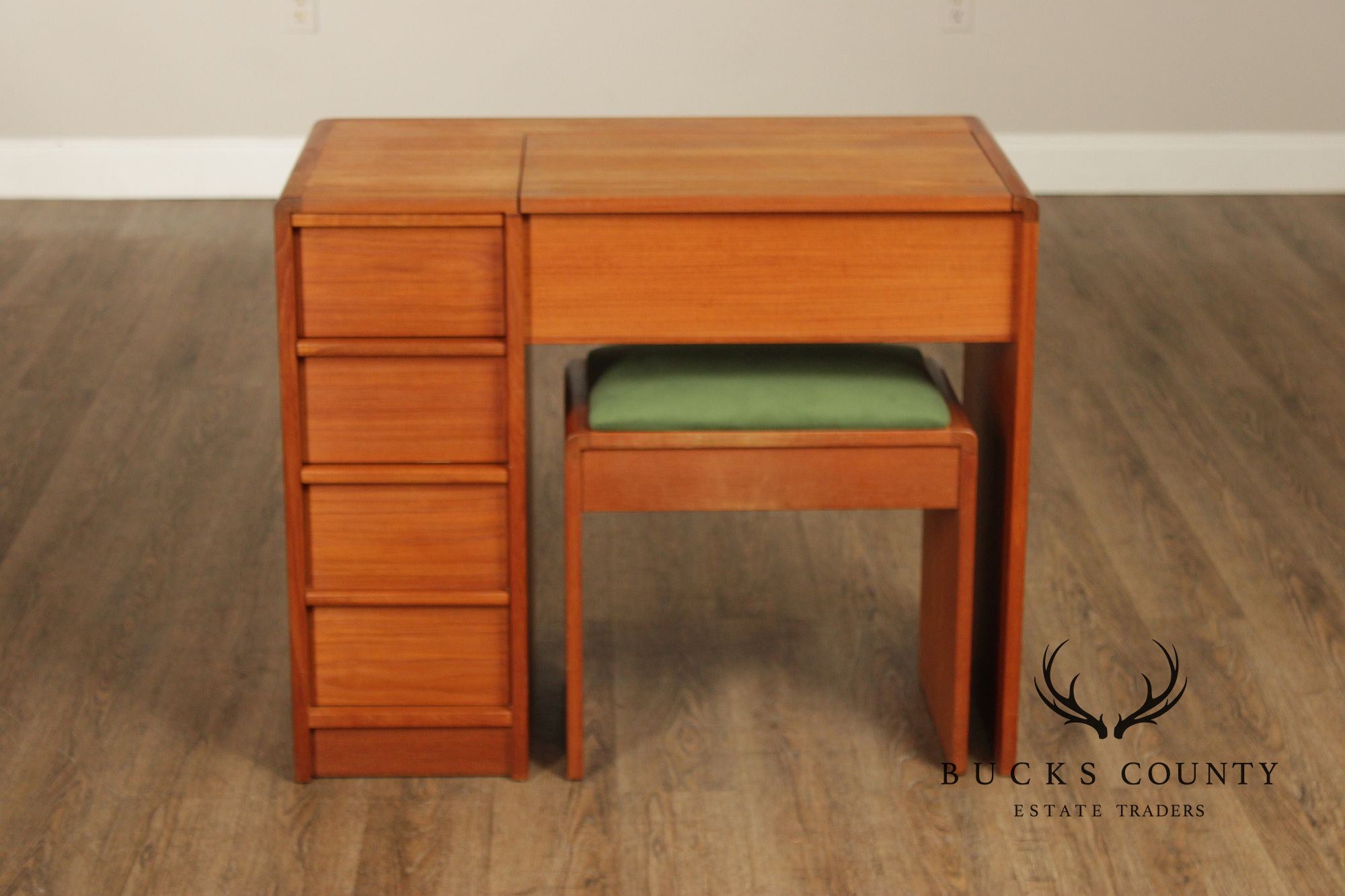 Schreiber’s Møbelfabrik Mid Century Danish Teak Vanity With Bench