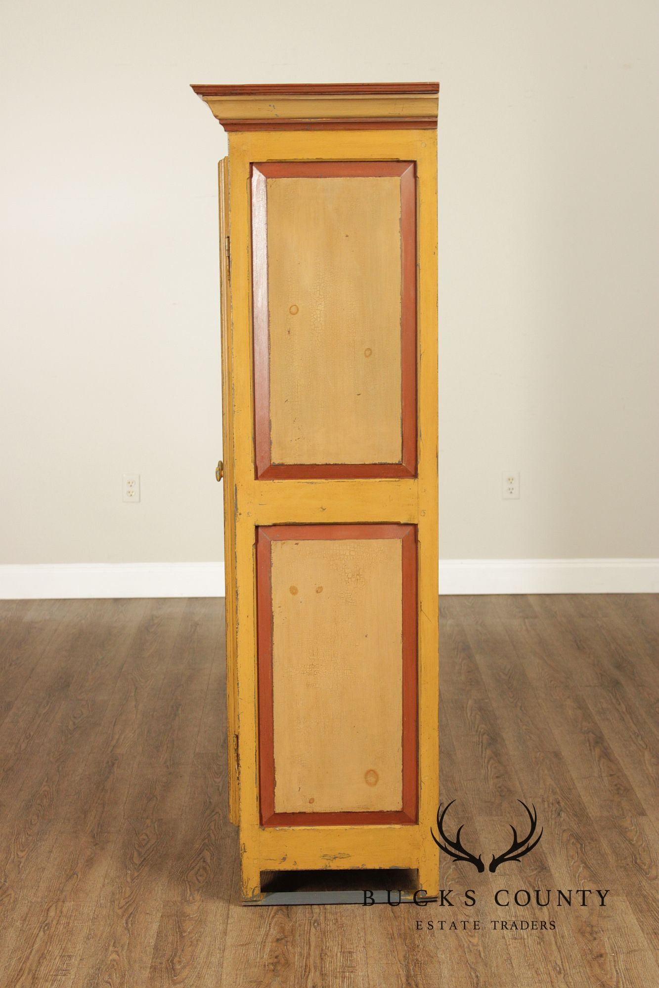 Custom Quality Country Farmhouse Painted Armoire Storage Cupboard