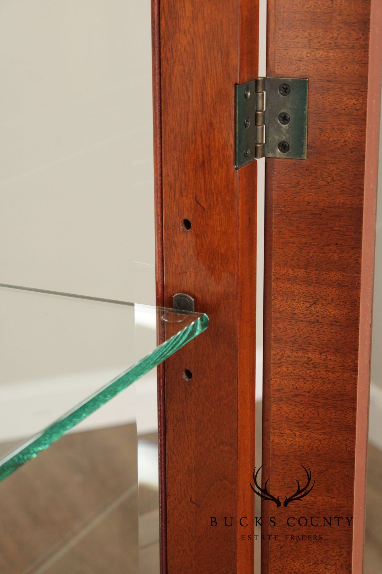 Henkel Harris Georgian Style Mahogany Display Case Cabinet