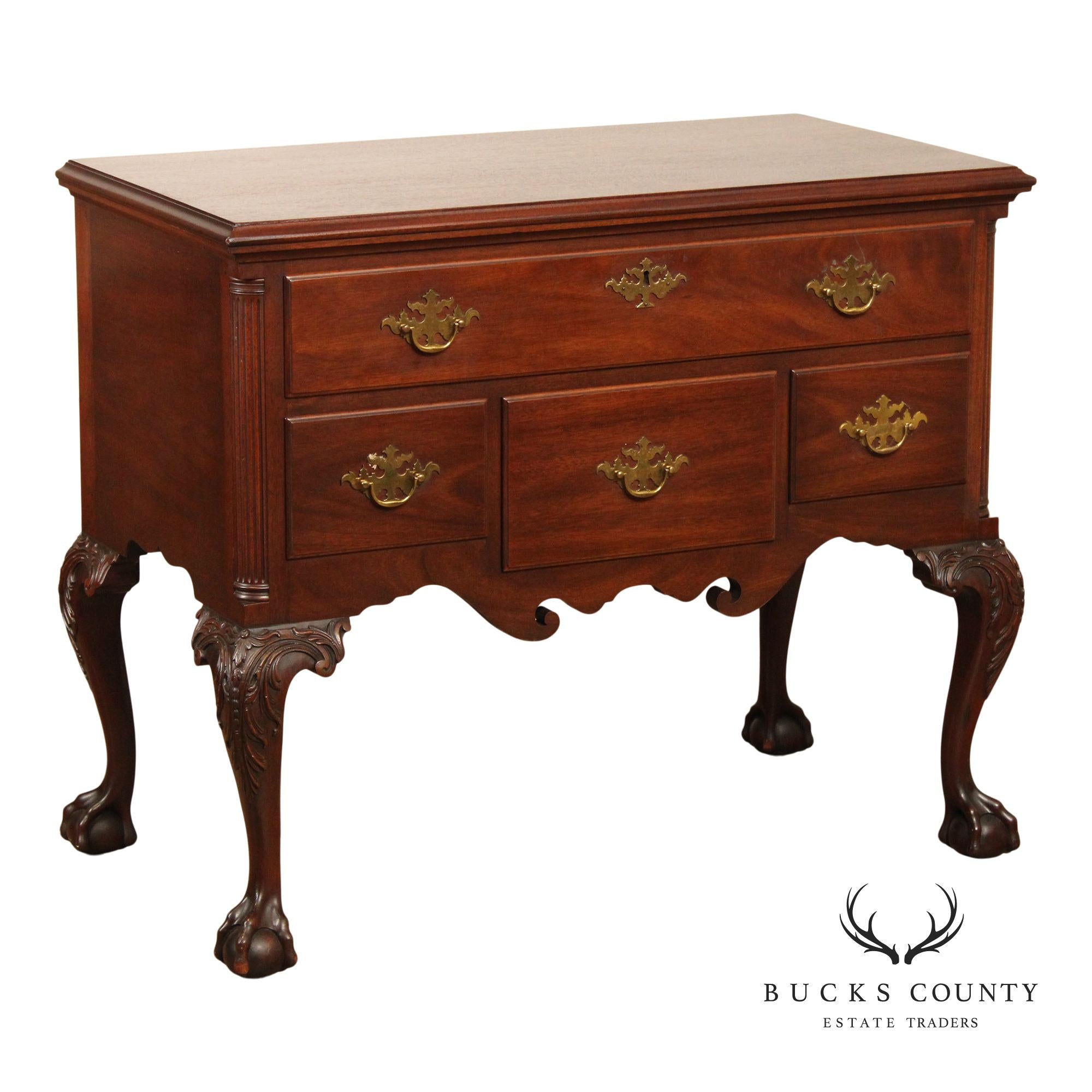 Kittinger Colonial Williamsburg Mahogany Chippendale Style Lowboy