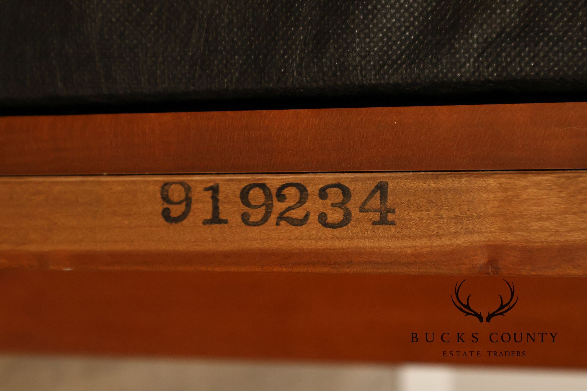 Stickley Mission Collection 'Fayetteville' Cherry Frame Sofa