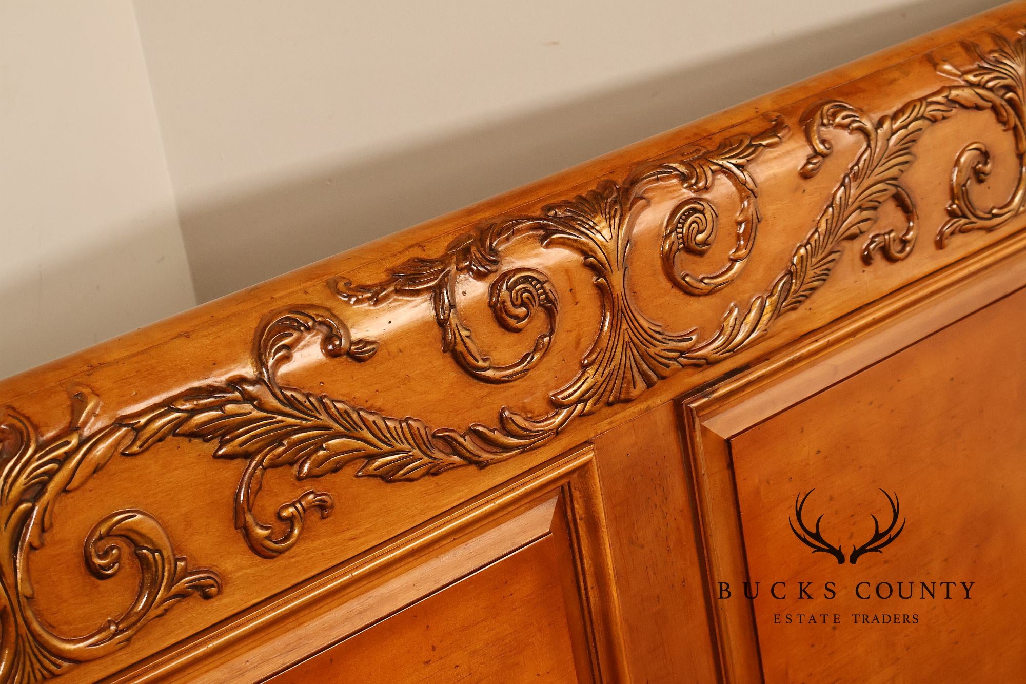 Century Furniture Continental Style King Size Sleigh Bed