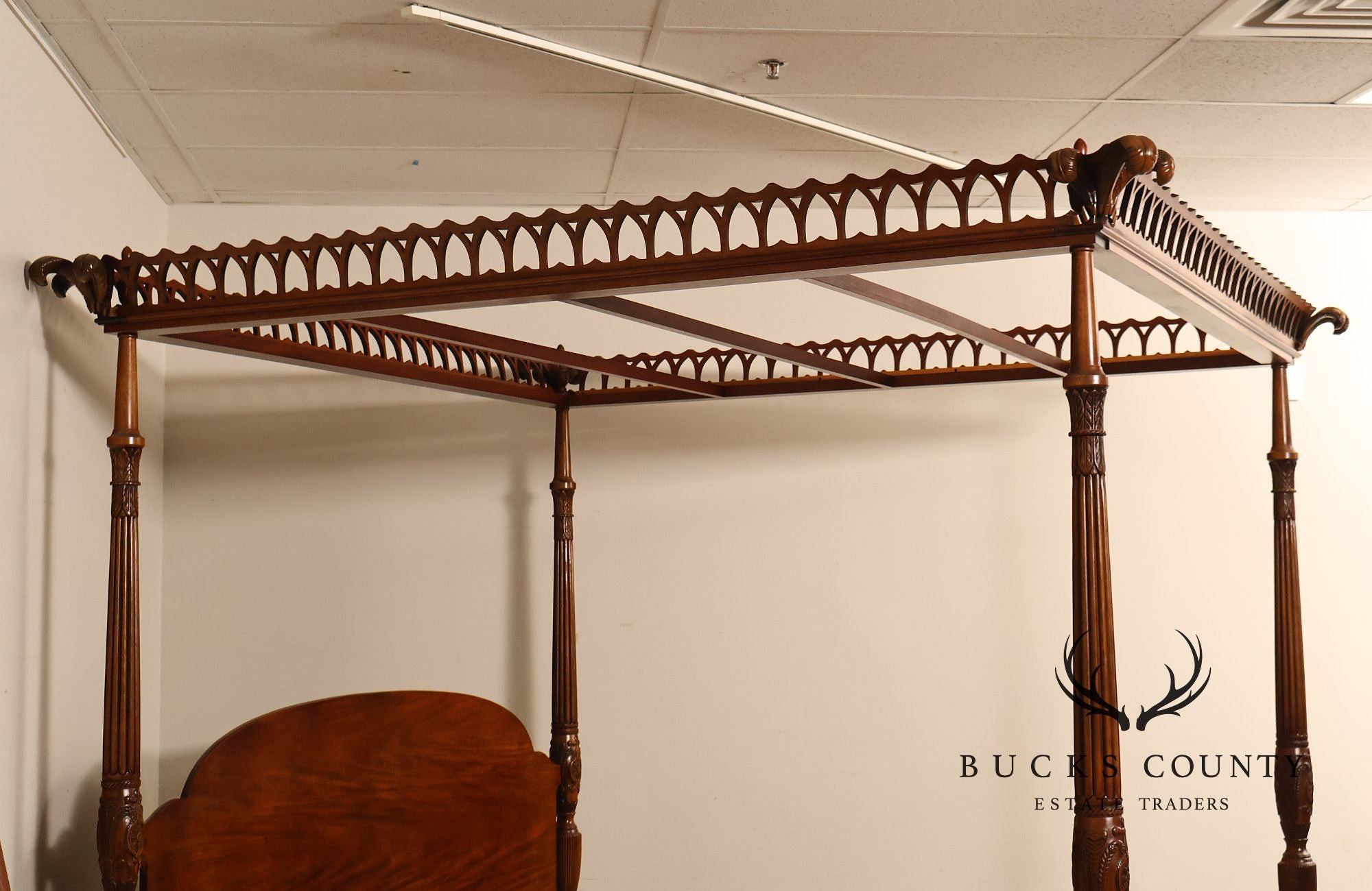 Henredon Historic Natchez Collection Southern Colonial Mahogany King Canopy Poster Bed