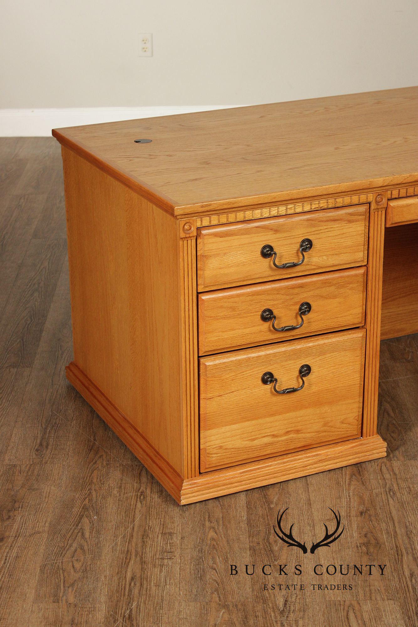 Traditional Custom Oak Executive Pedestal Desk