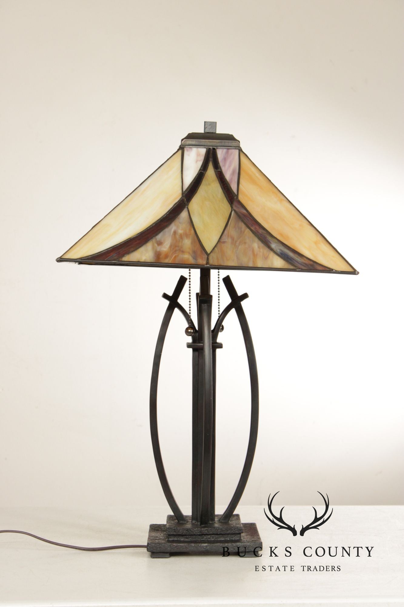 Quoizel 'Asheville' Stained Glass Table Lamp