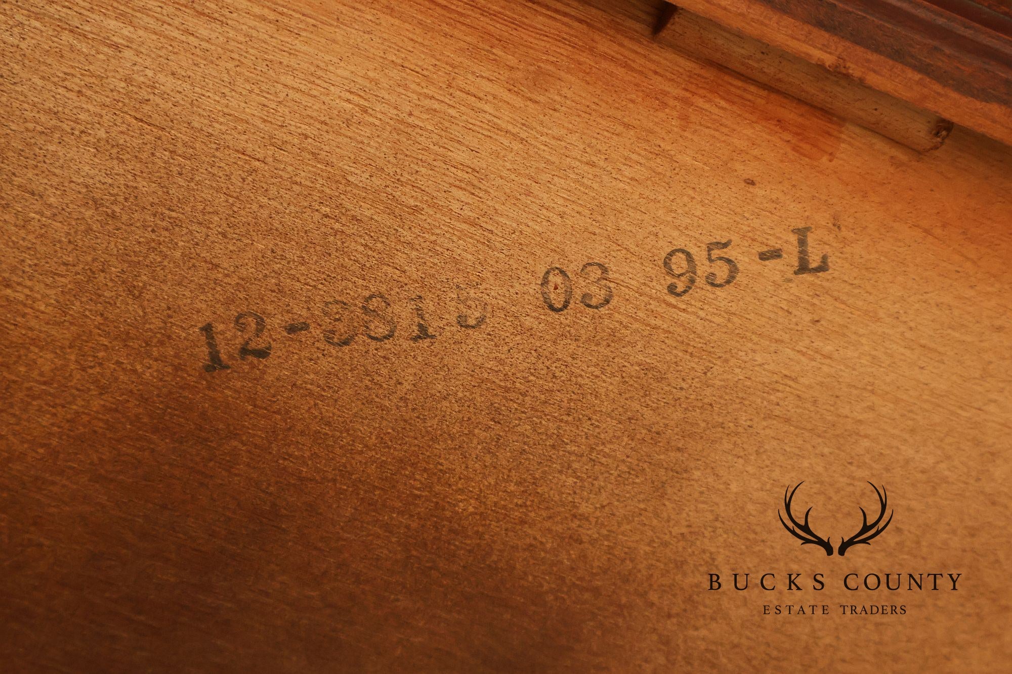 Pennsylvania House Traditional Cherry Flip Top Server