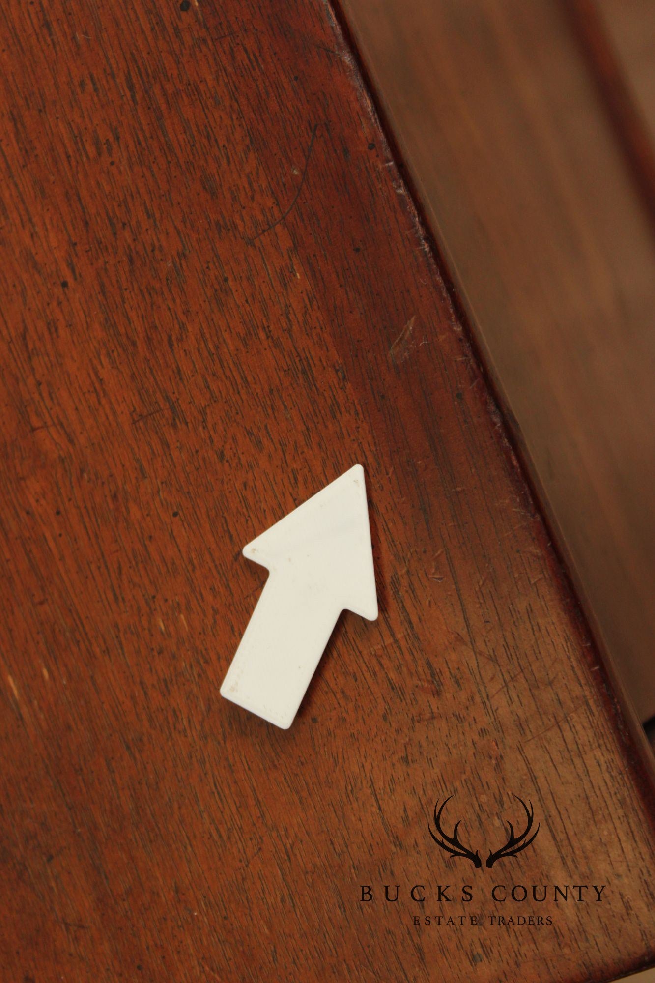 Henredon Chinoiserie Style Mahogany Nightstands