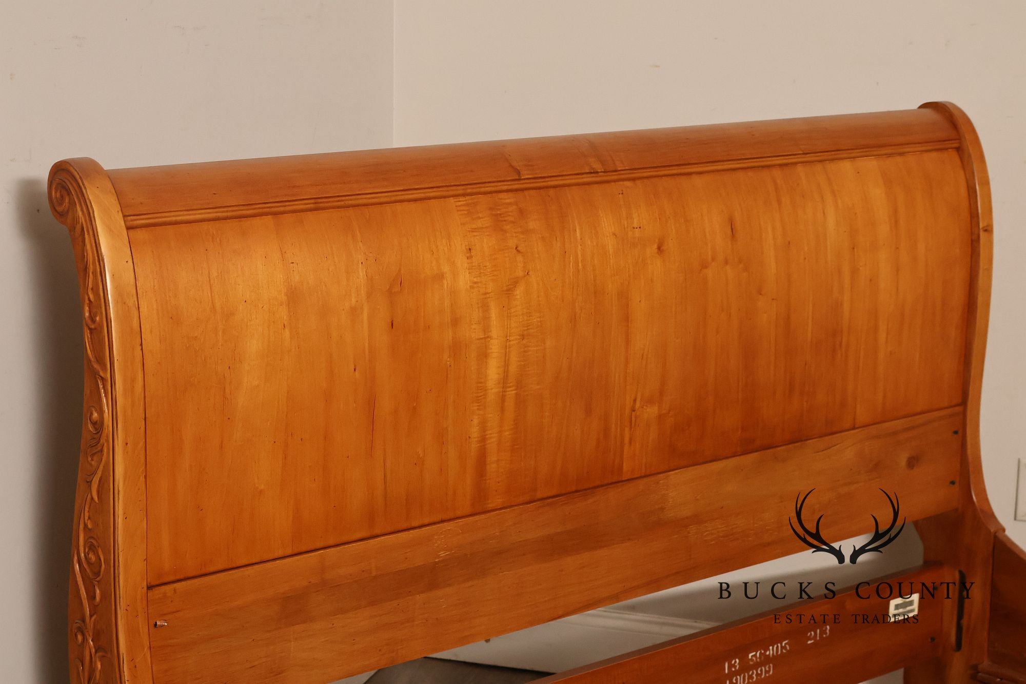 Ethan Allen Legacy Queen Sleigh Bed