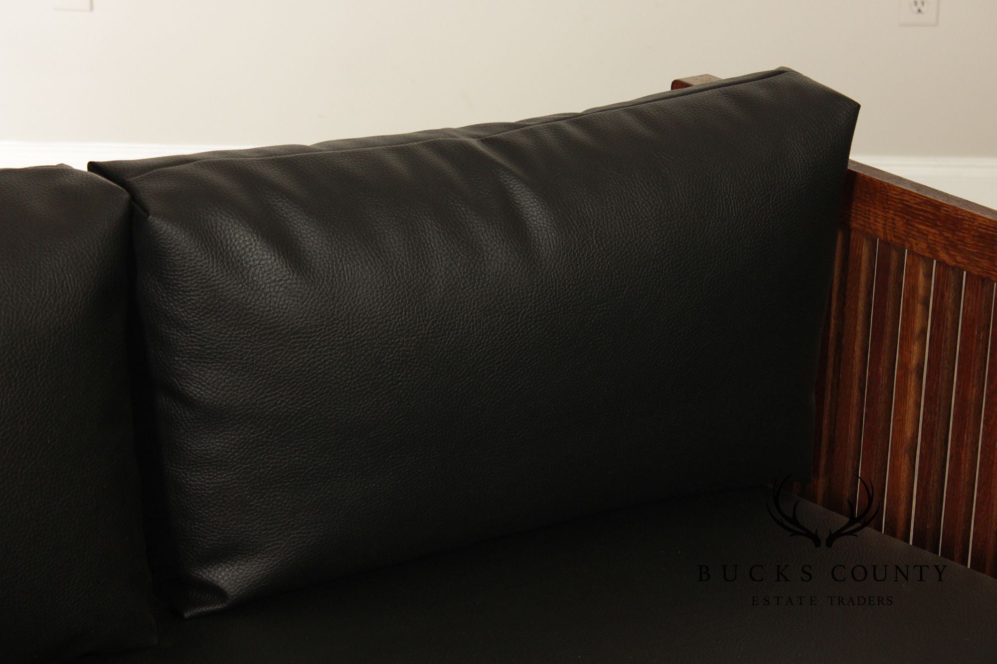 Stickley Mission Collection Oak Spindle Settee