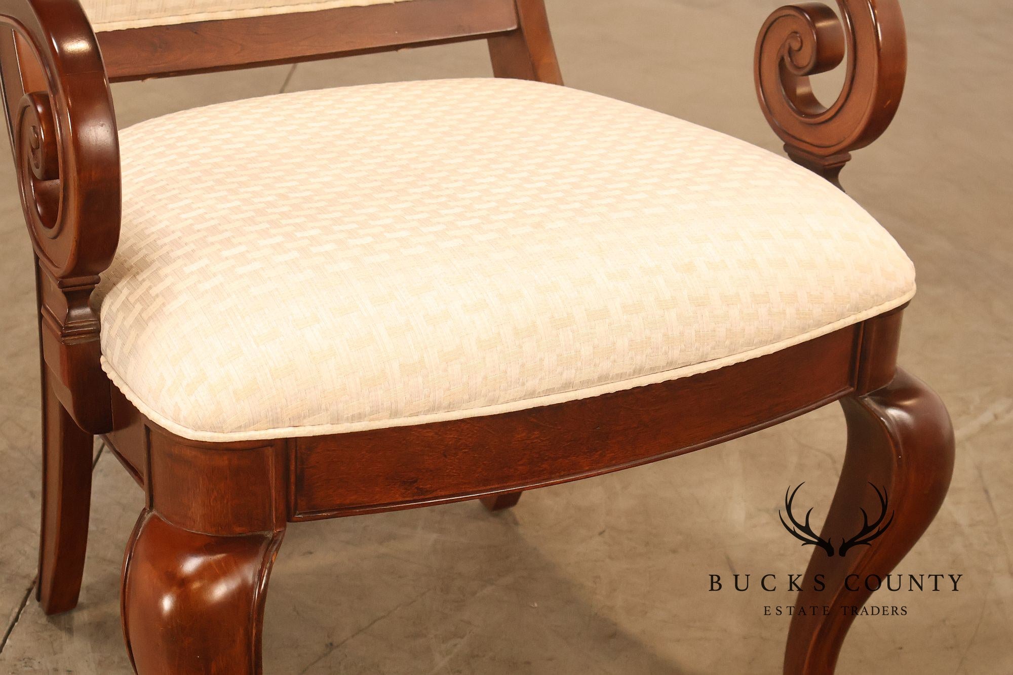 Pennsylvania House Set Of Eight French Style Dining Chairs