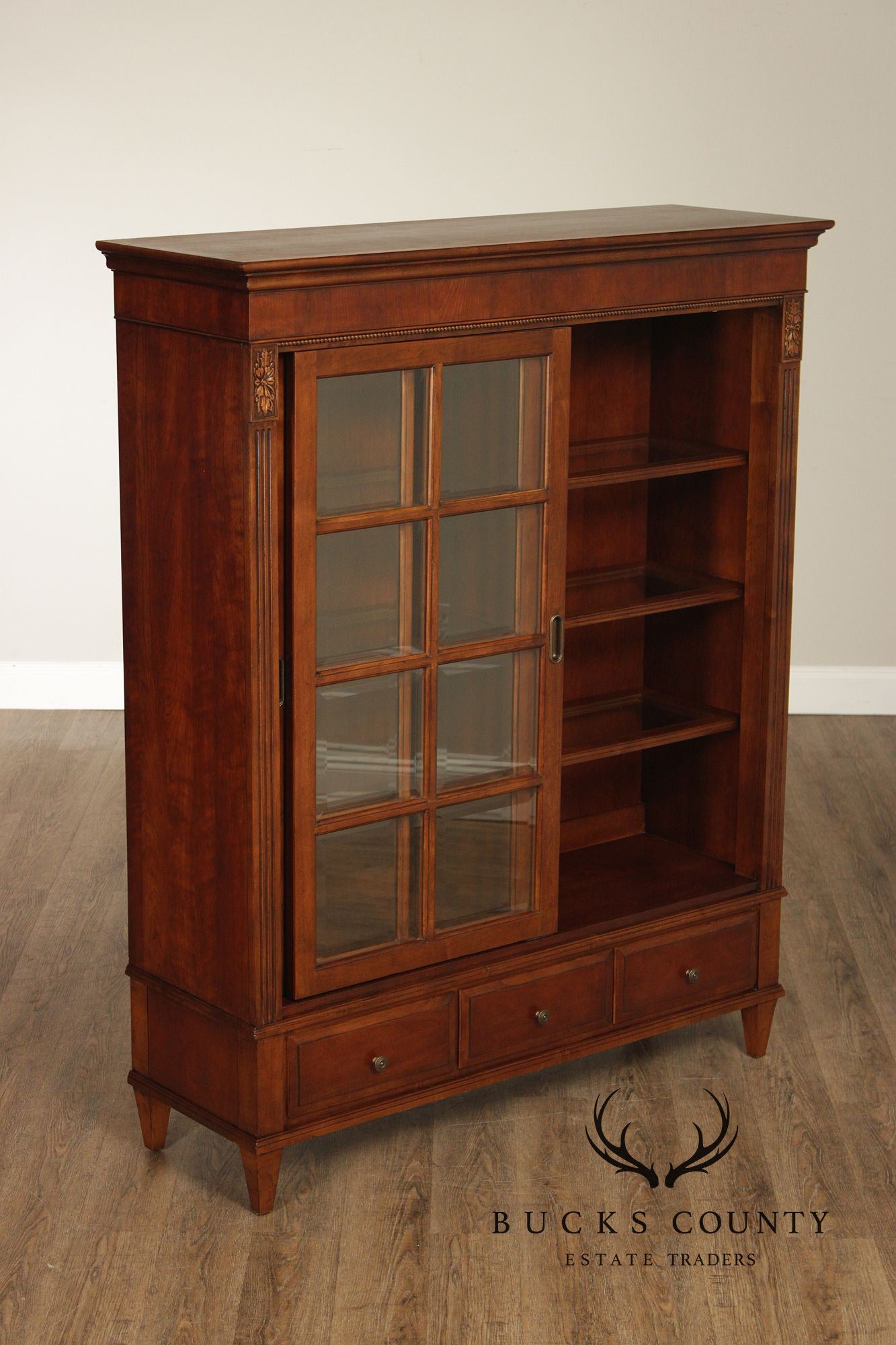 Ethan Allen Traditional Style Lighted Sliding Door Bookcase Display Cabinet