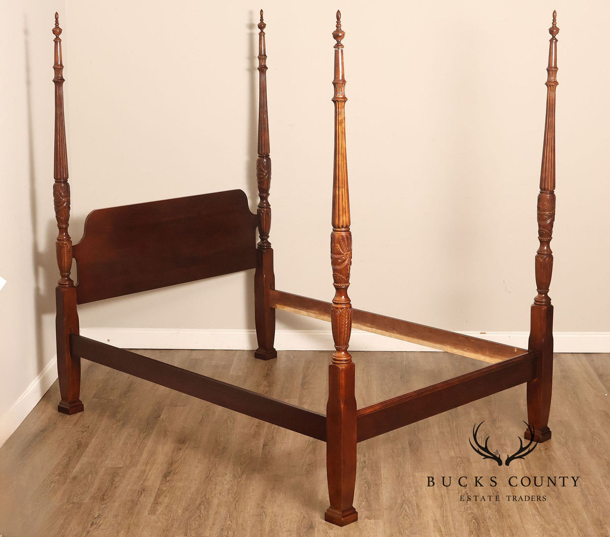 Traditional Rice Carved Mahogany Four Poster Bed