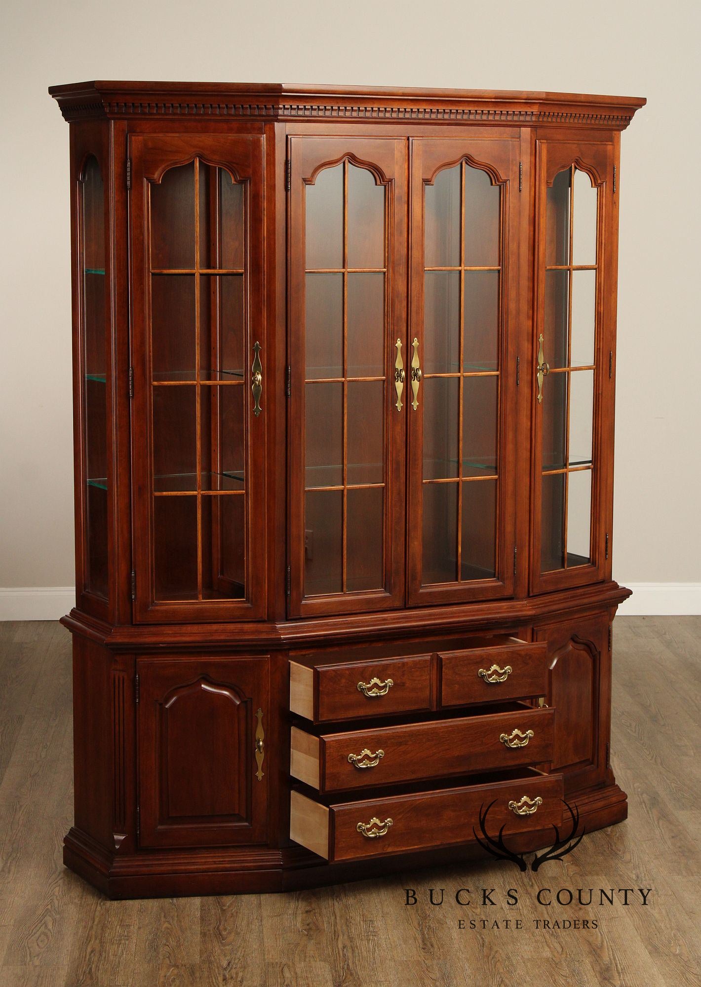 Thomasville Collector's Cherry China Cabinet