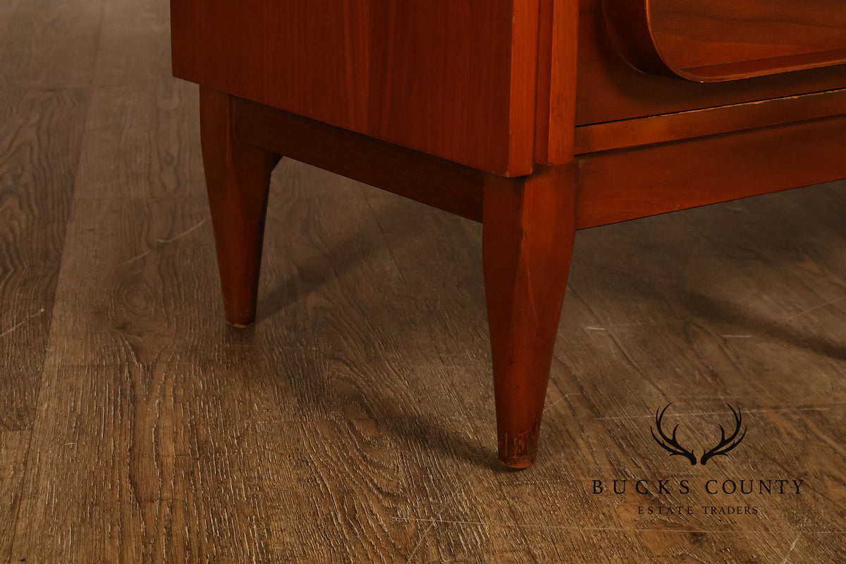 Pulaski Furniture Mid Century Modern Walnut Cathedral Door China Cabinet Sideboard