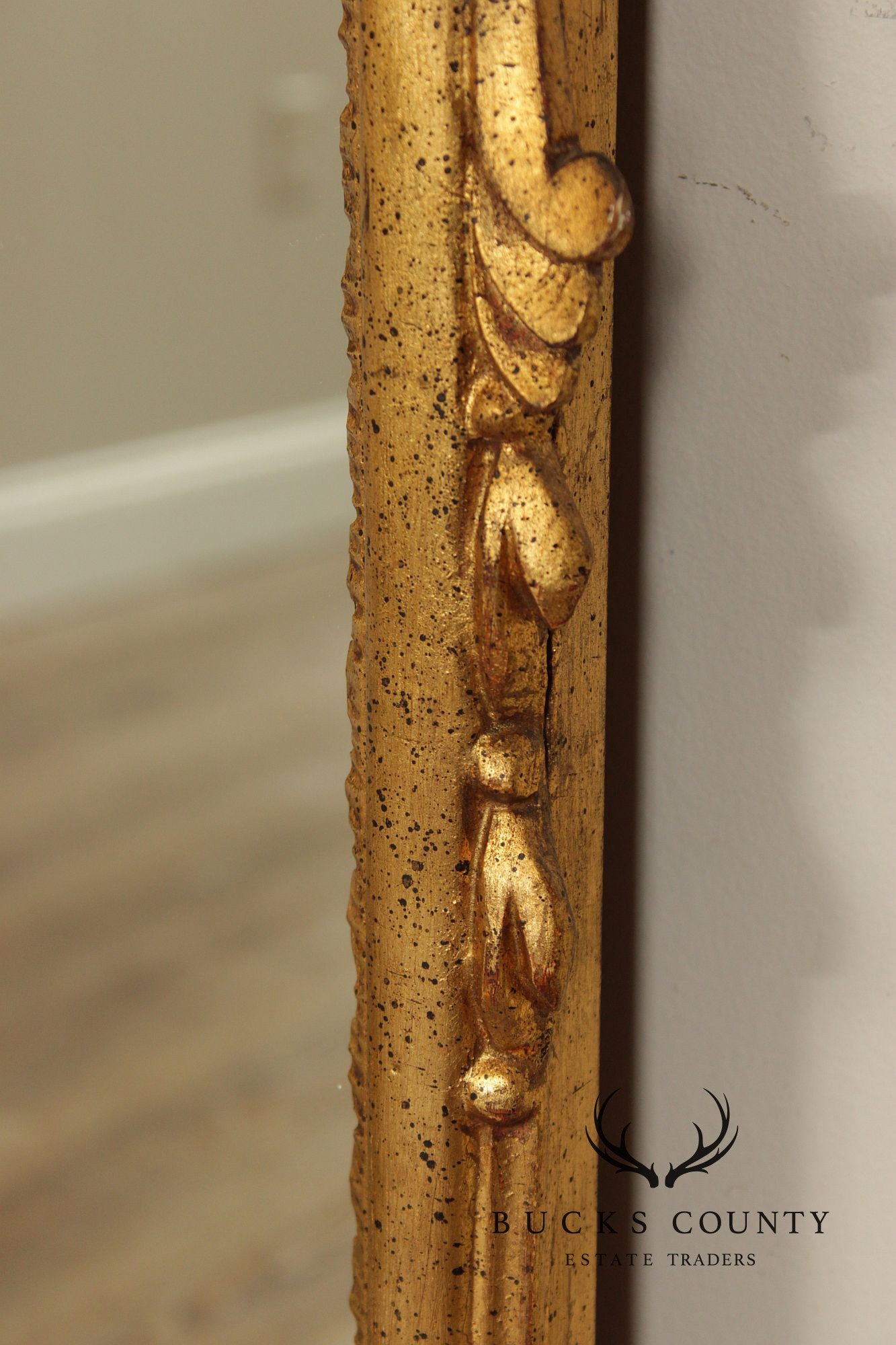 Vintage Italian Carved Giltwood Wall Mirror