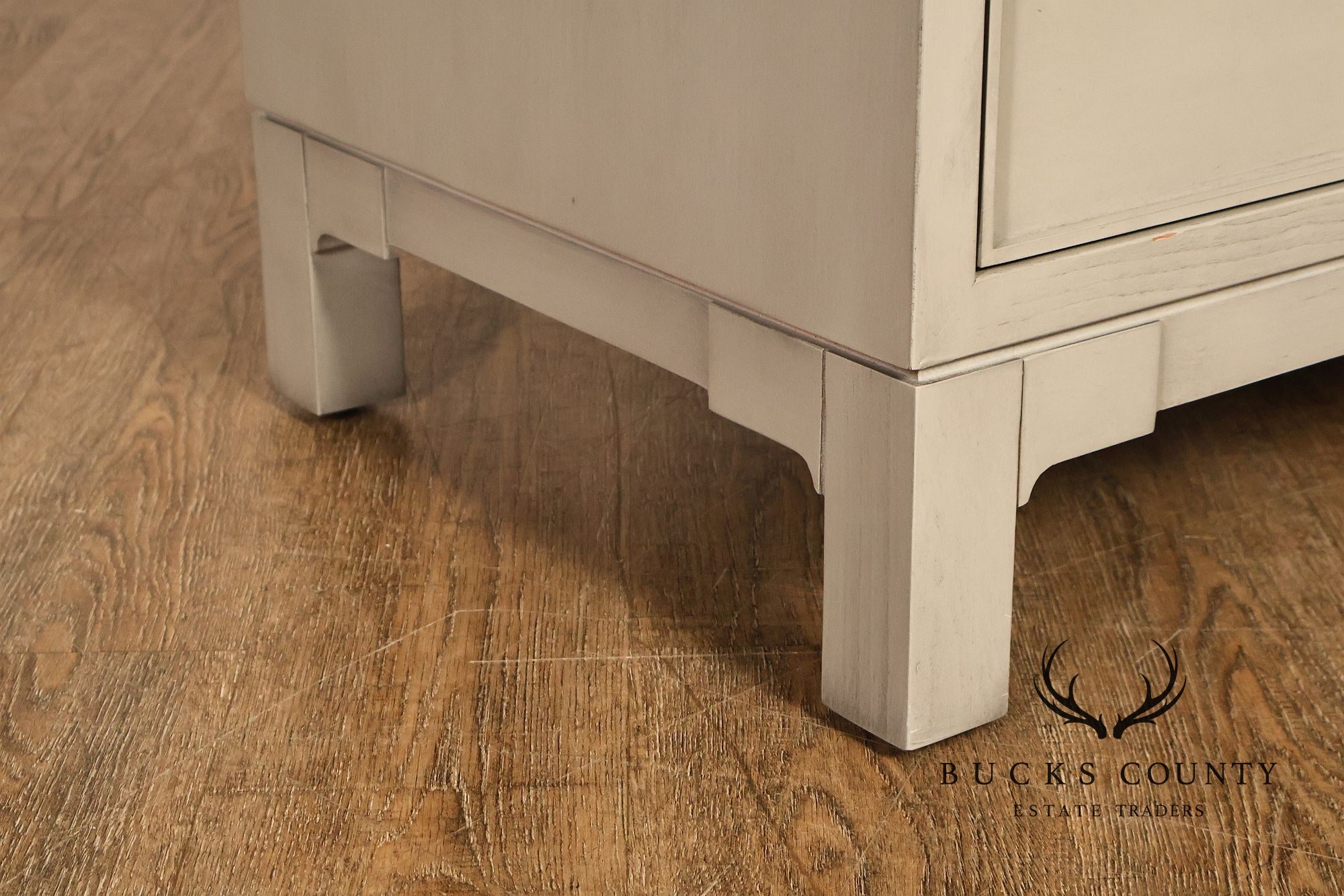 Vanguard Furniture Contemporary Pair Of Grey Three Drawer Chests Night Stands