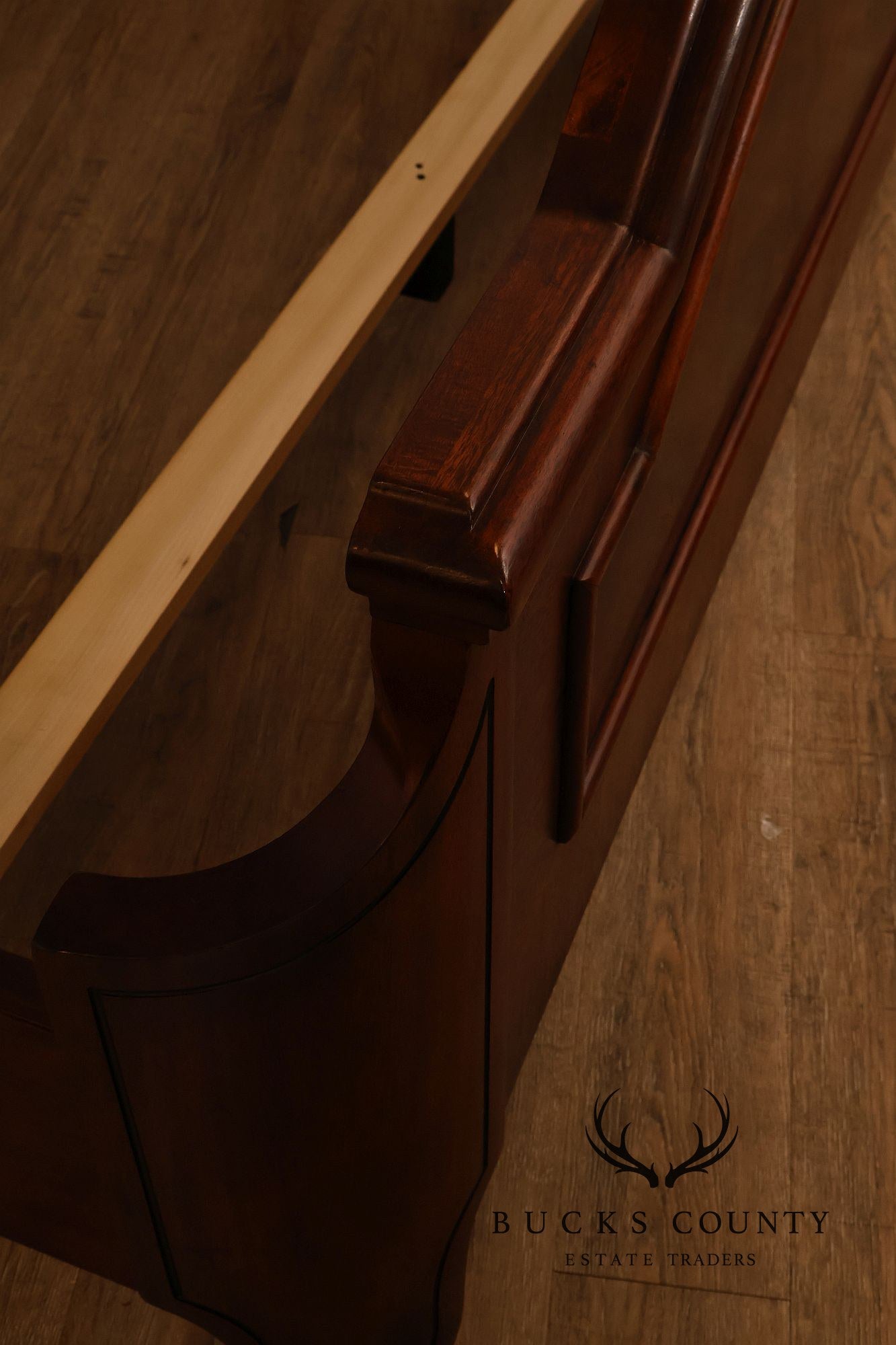 Henredon Carlyle Mahogany Victorian Style High Back King Bed