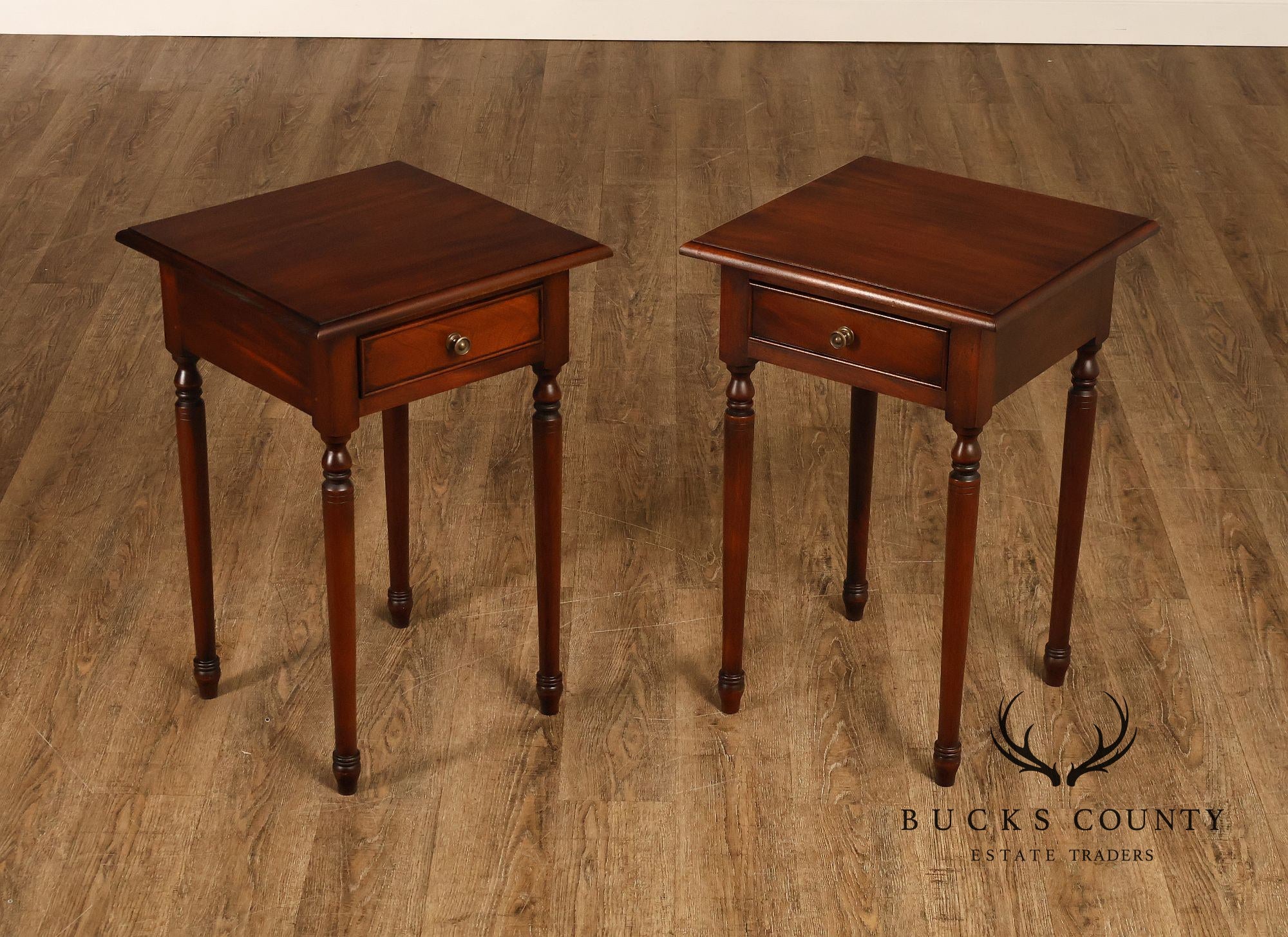 Bench Made Pair Of Sheraton Style Solid Mahogany Nightstands End Tables