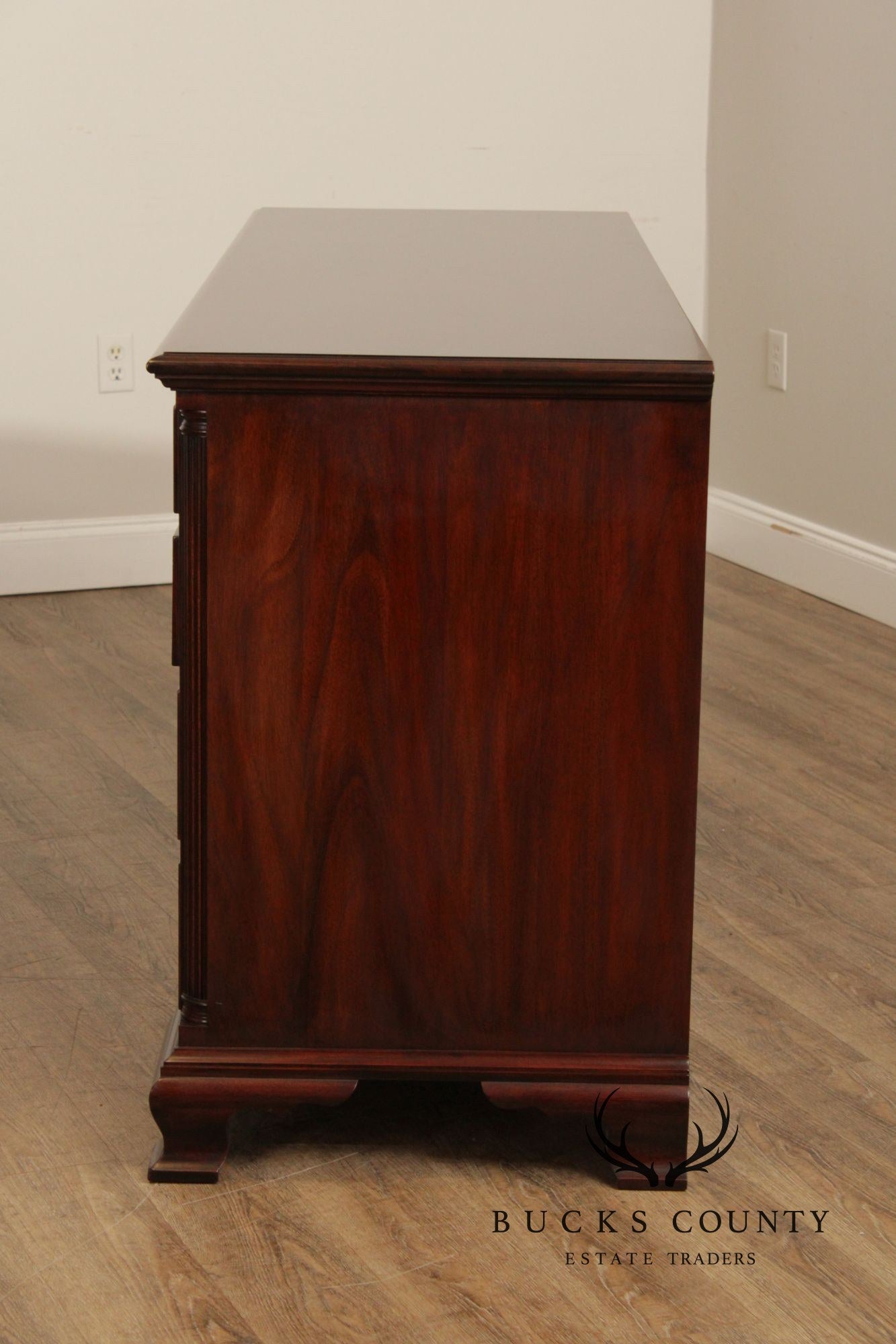 Henkel Harris Chippendale Style Mahogany Nine Drawer Bedroom Dresser