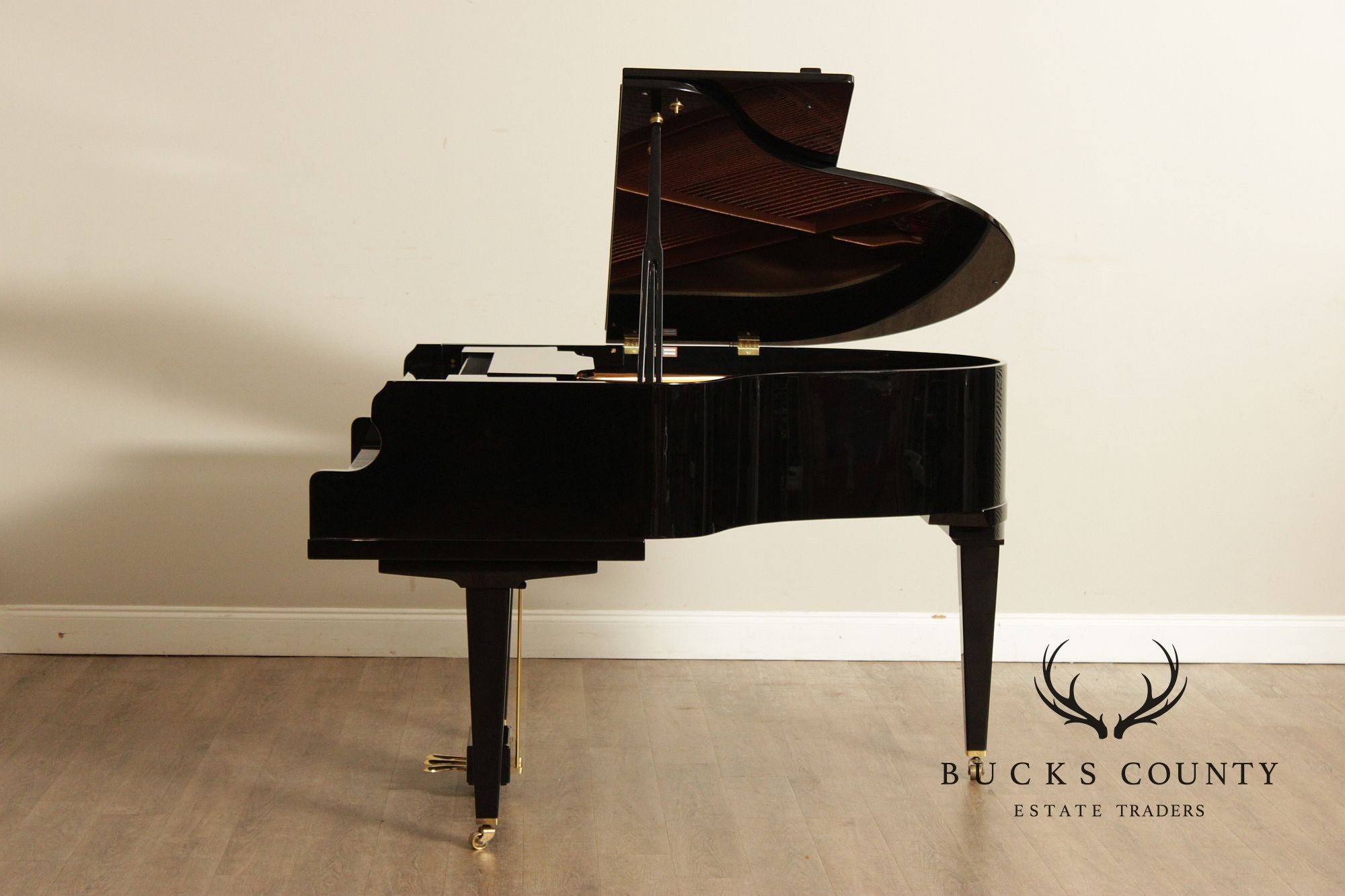 Kimball 'Viennese Classic' Baby Grand Piano and Bench