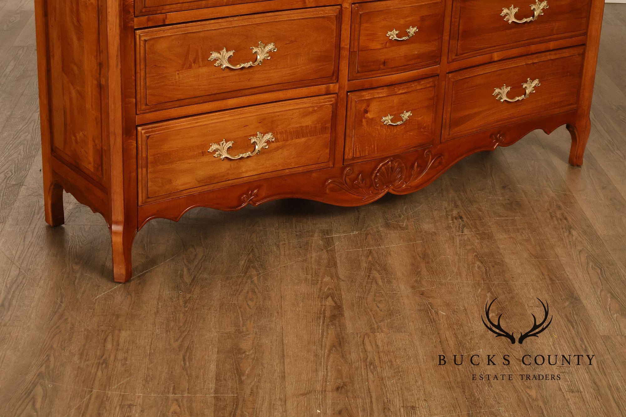 Ethan Allen 'Legacy' French Country Style Chest of Drawers
