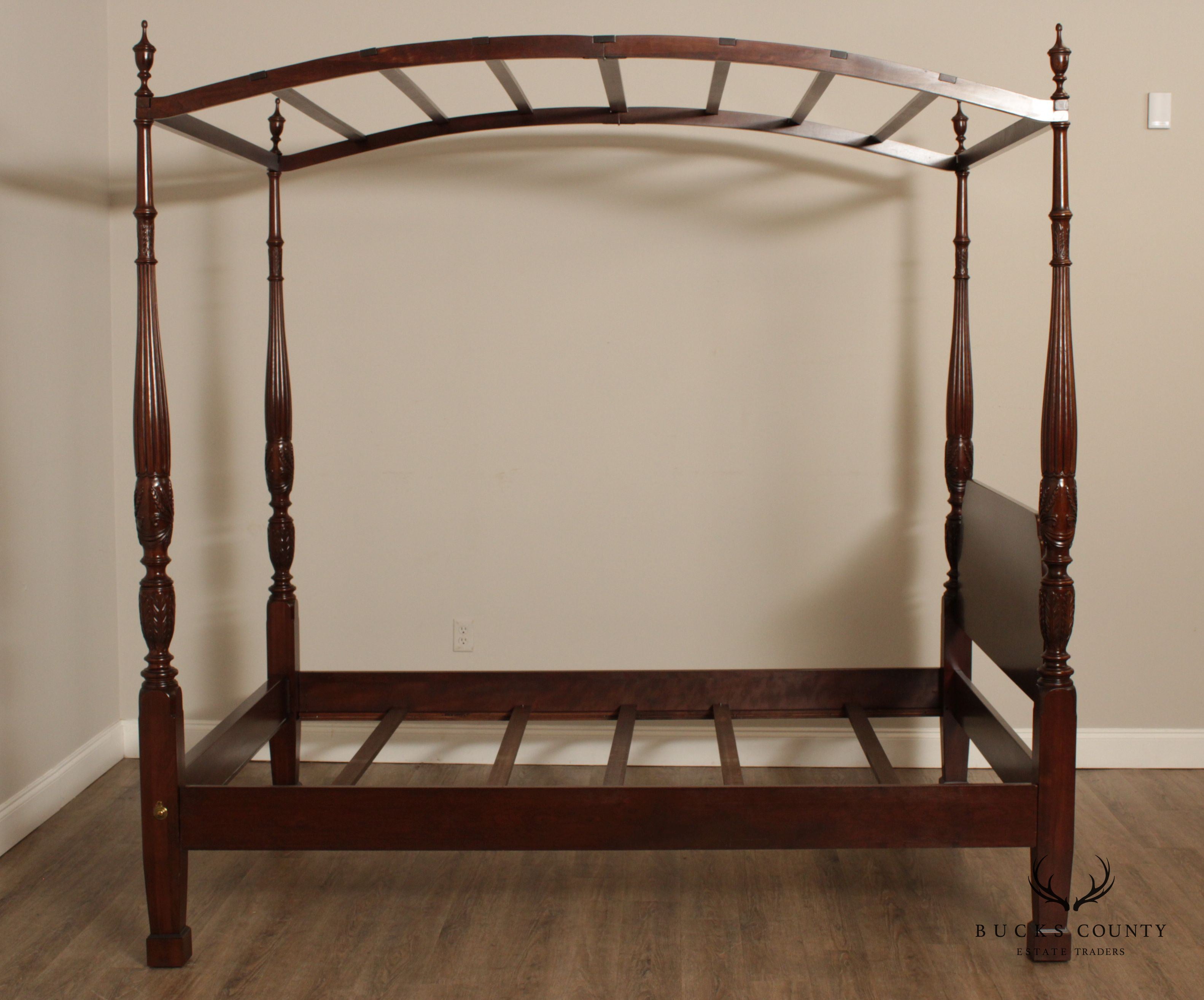 Ethan Allen 'Georgian Court' Queen-Size Canopy Rice Bed