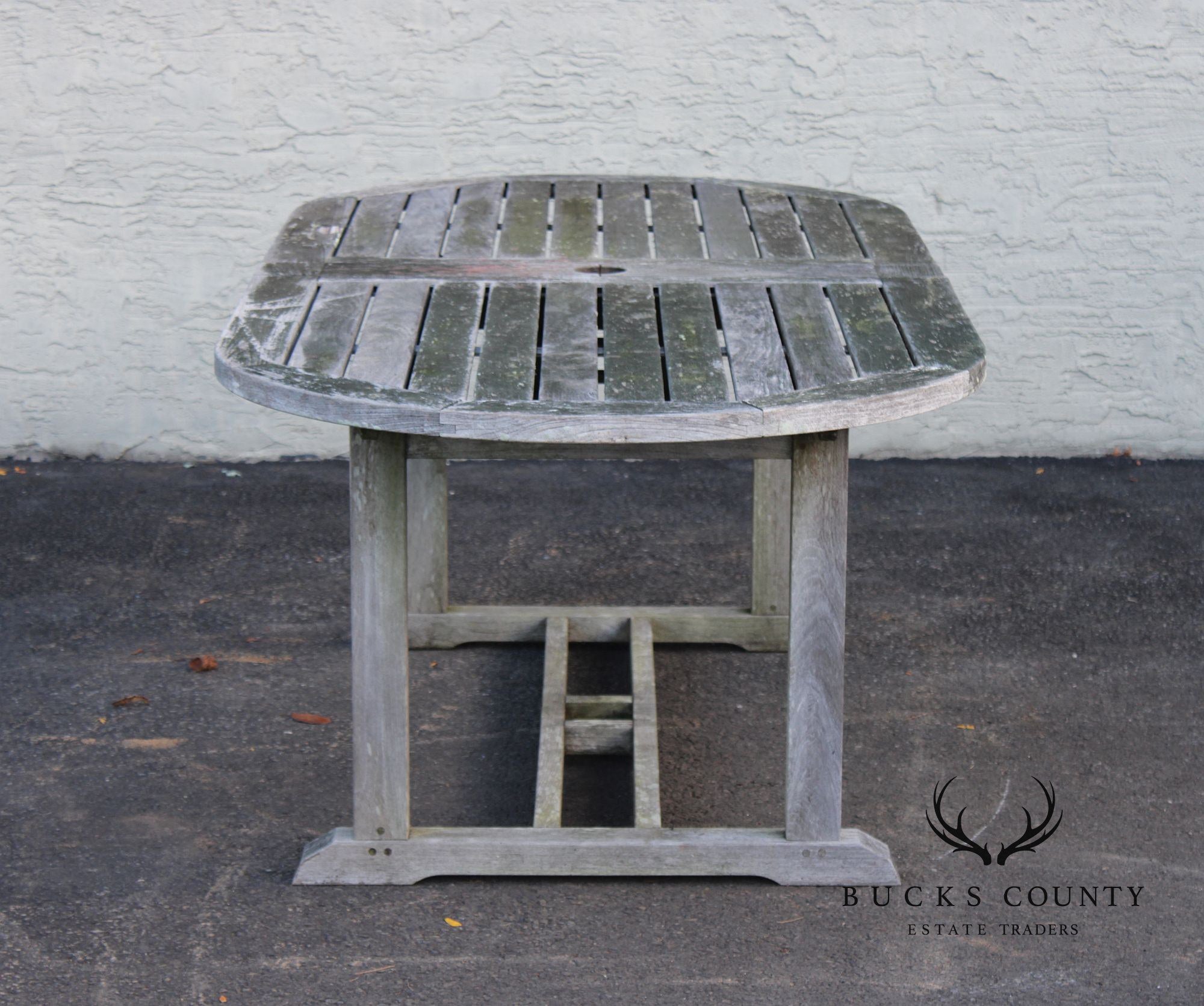 Gloster Teak Outdoor Dining Table With Six Chairs