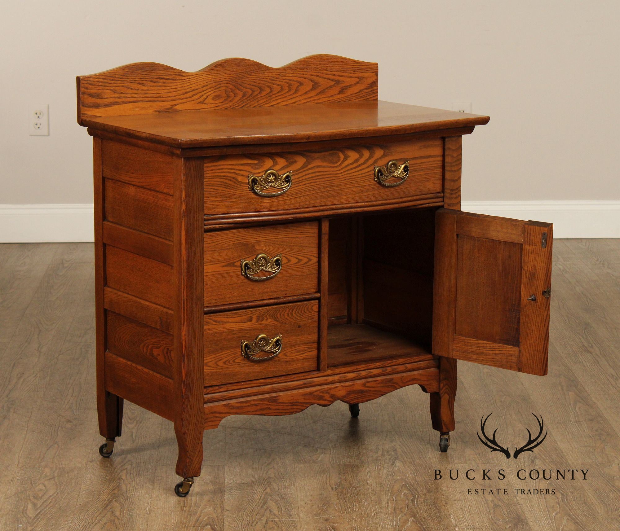 Antique Victorian Oak Wash Stand