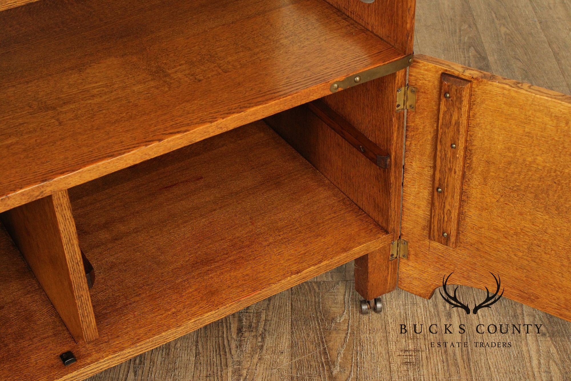 Antique Victorian Golden Oak Sideboard With Mirrored Back