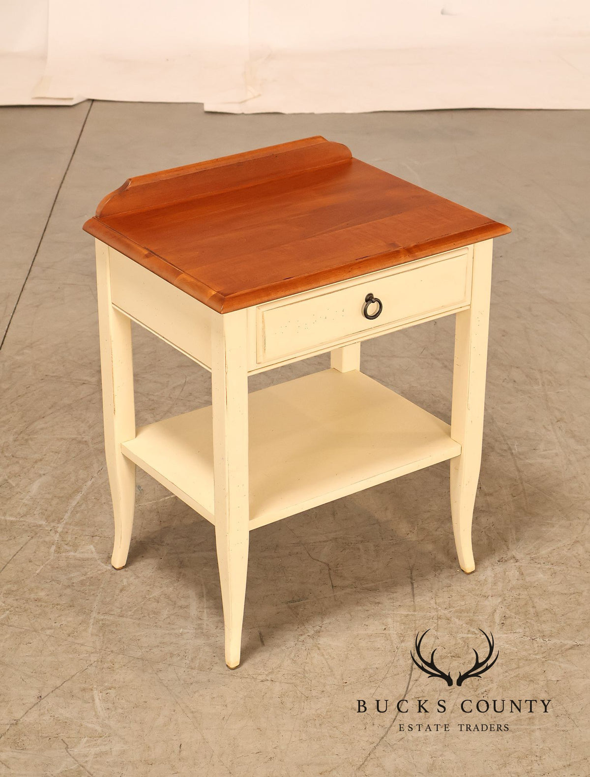 Ethan Allen 'Country Crossings' Pair of Painted Nightstands