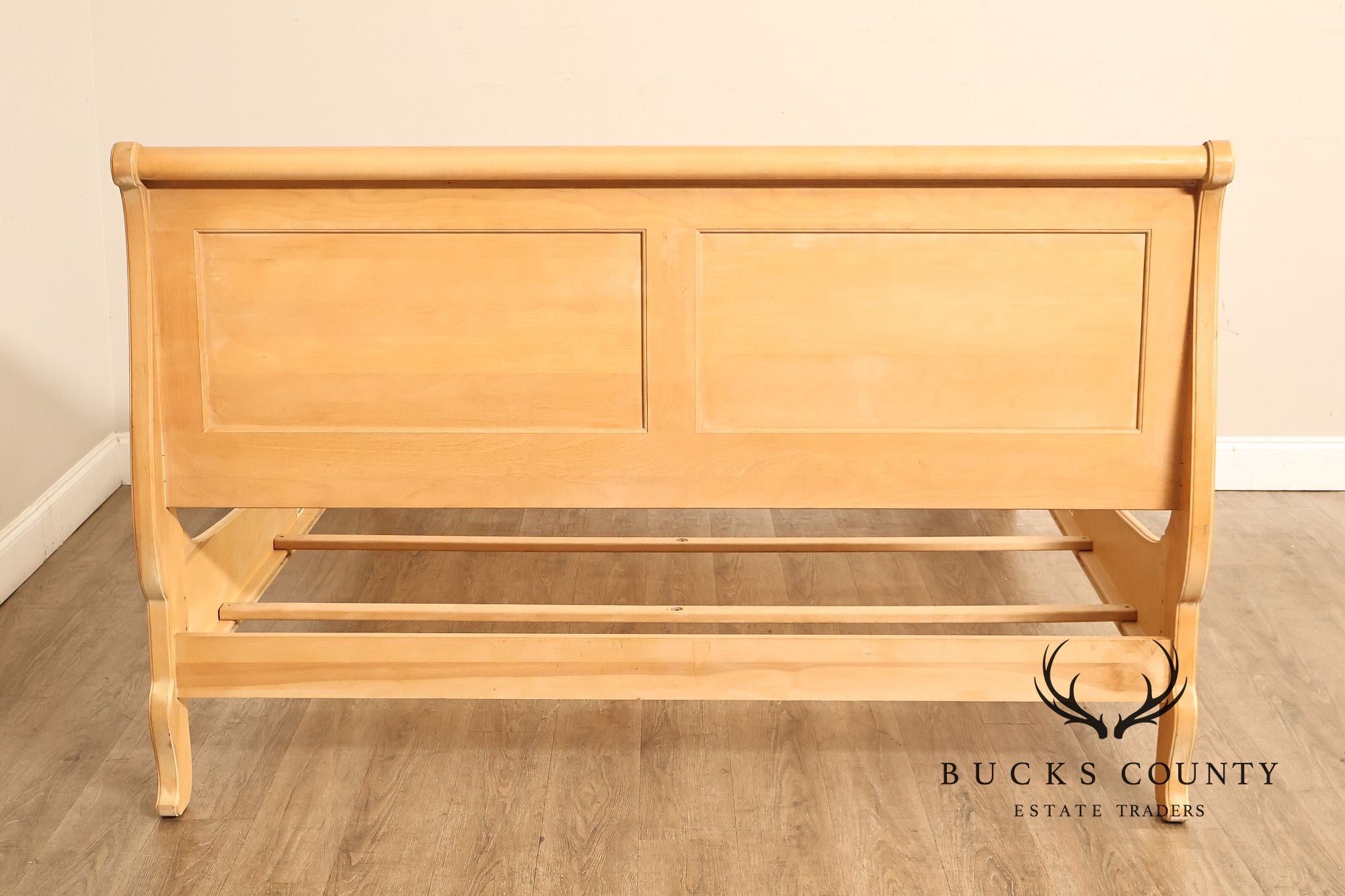 Ethan Allen 'Country French' Queen Sleigh Bed