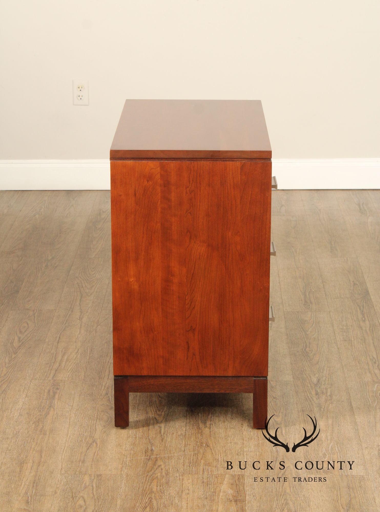 Stickley Metropolitan Collection Pair of Cherry Nightstand Chests