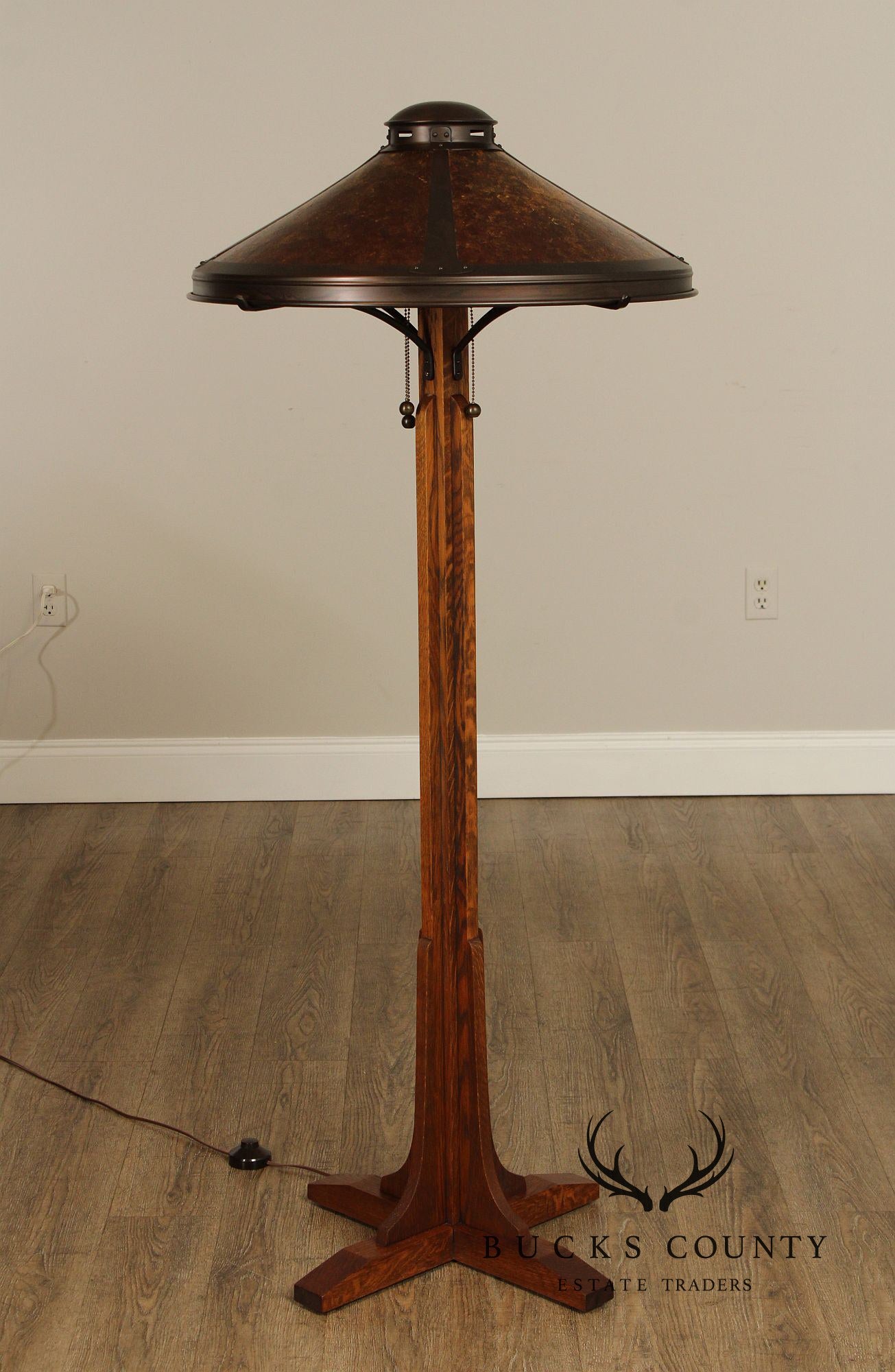 Mica Table Lamp Co. Warren Hile Studio Oak 'Bungalow' Floor Lamp