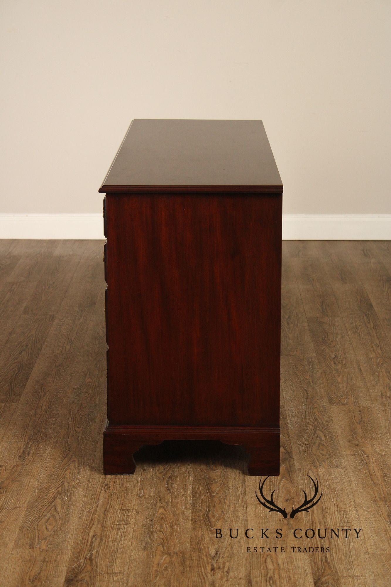 Henkel Harris Georgian Style Mahogany Ten Drawer Dresser