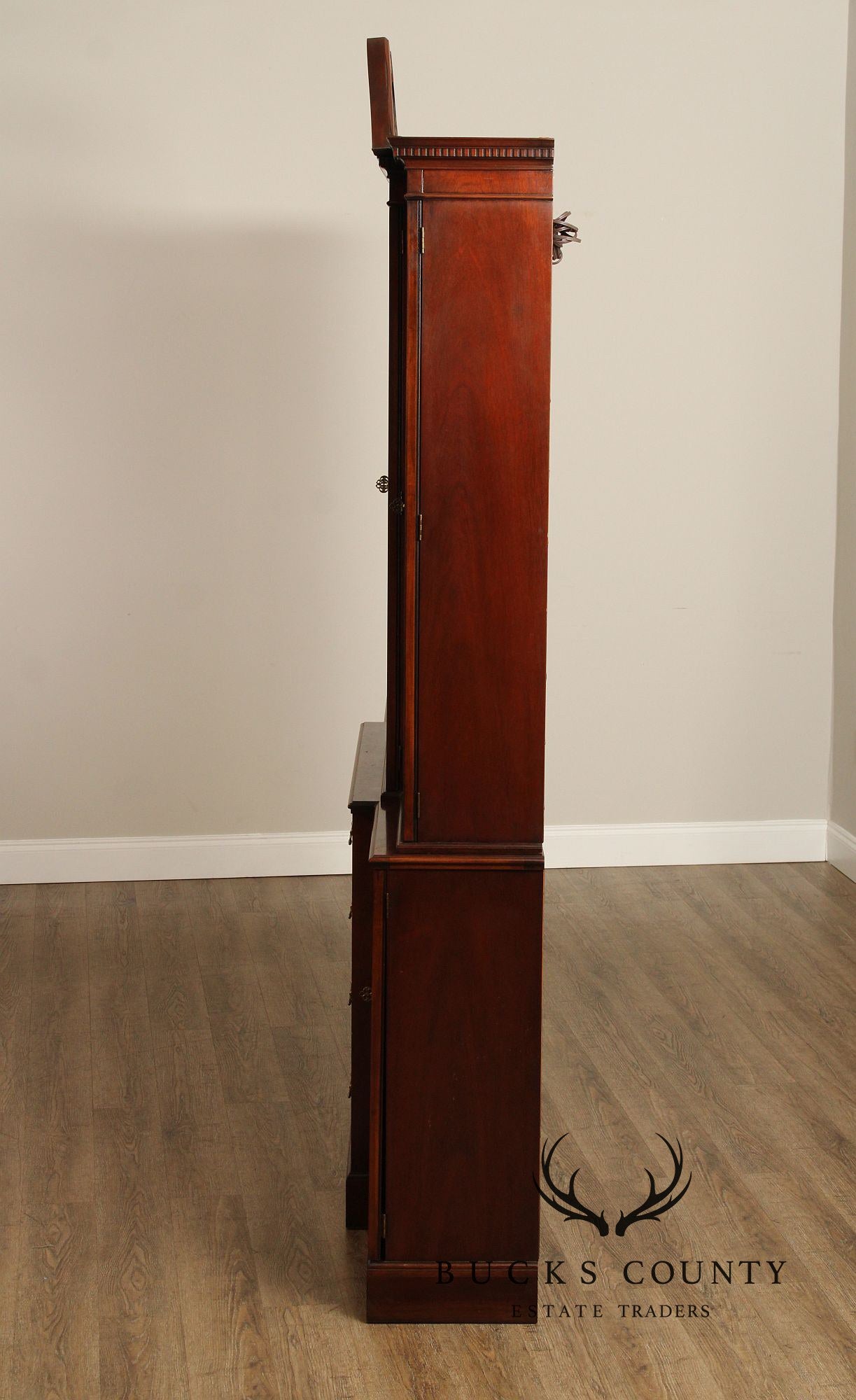 Baker Furniture Georgian Style Mahogany Breakfront Bookcase